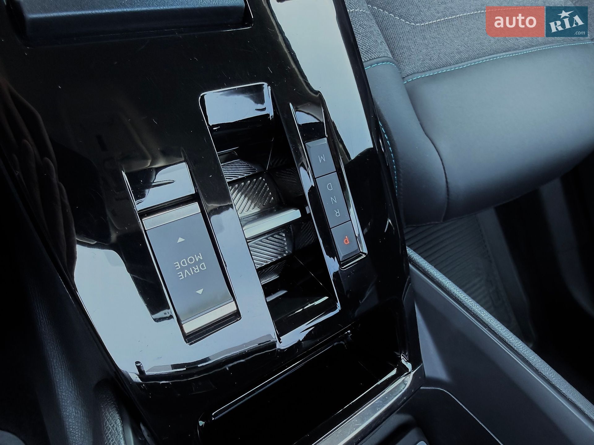 Citroen C4 X 2023 VIN VR7BEYHZBPE034402 фото оголошення 29 з 44