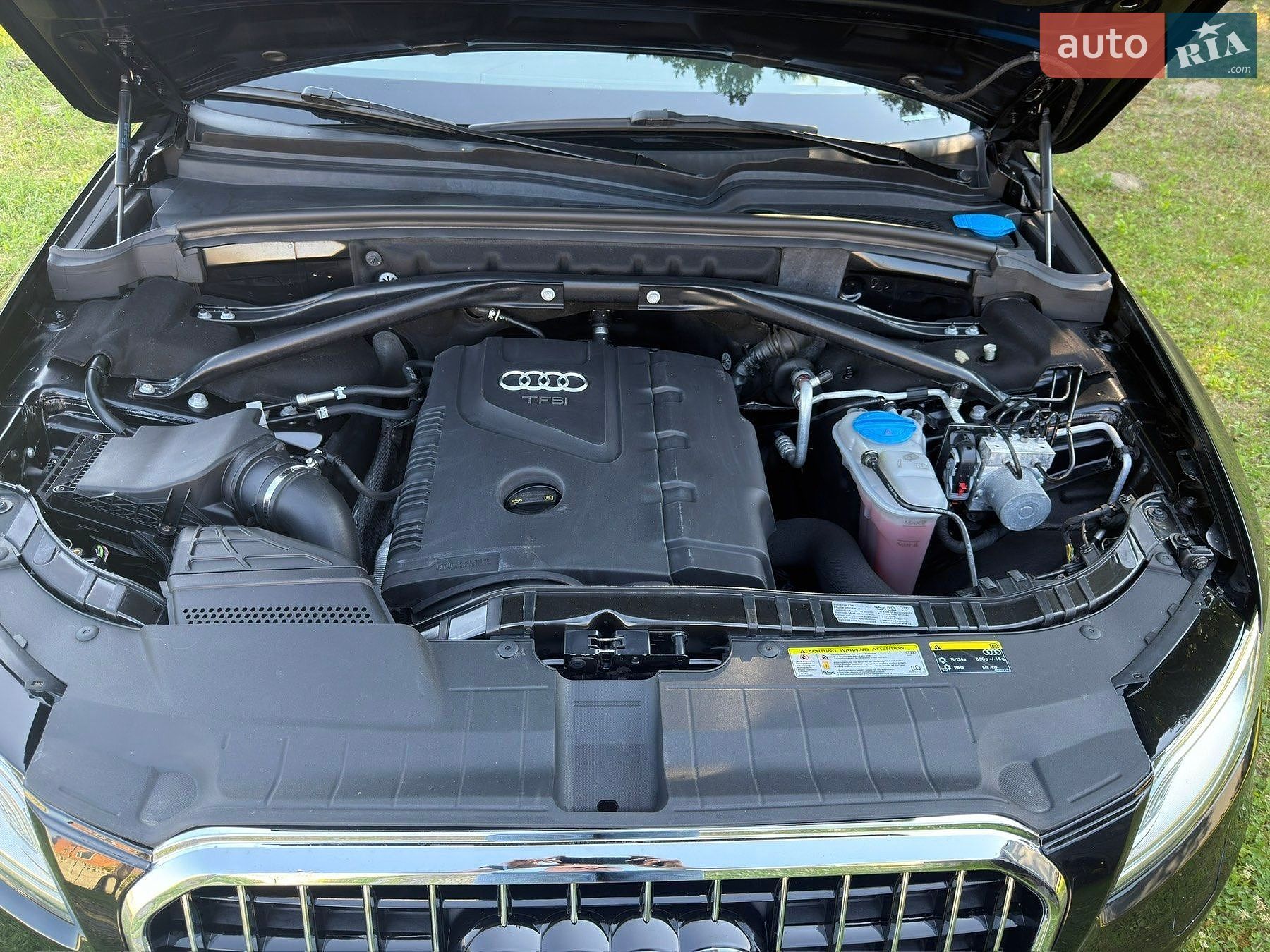 Audi Q5 2015 VIN WA1LFCFP5FA058135 фото оголошення 5 з 15