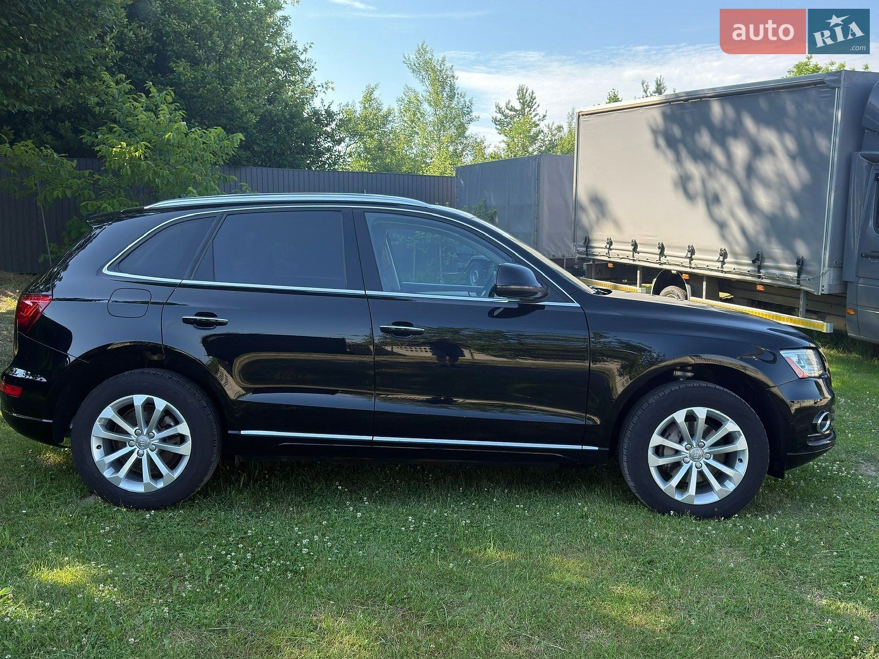 Audi Q5 2015 VIN WA1LFCFP5FA058135 фото оголошення 3 з 15