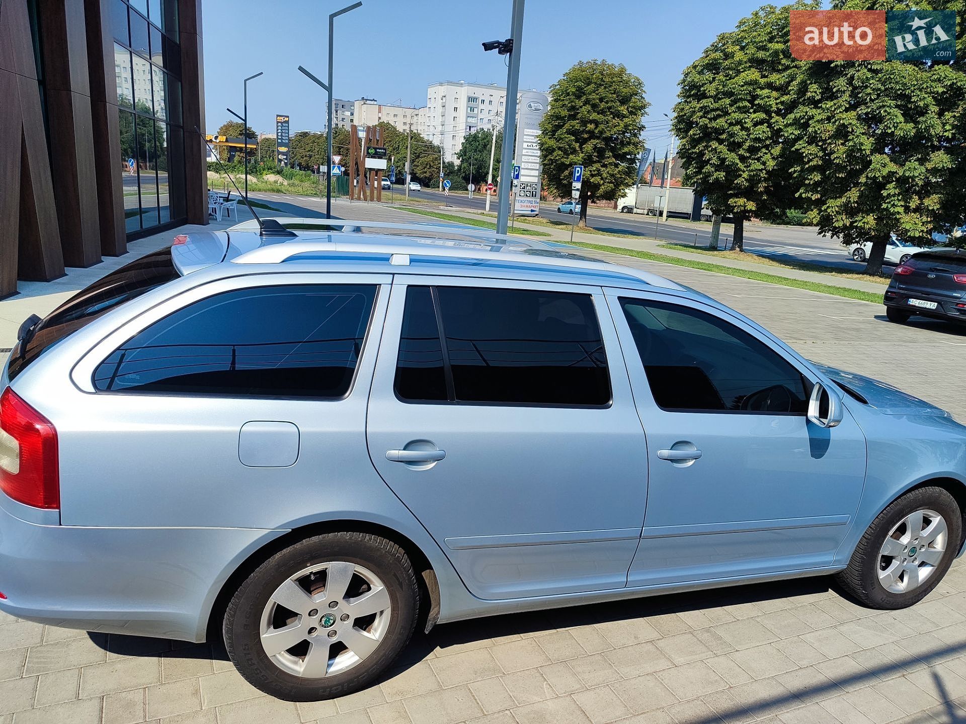 Skoda Octavia 2009 VIN TMBGK61Z192039495 фото оголошення 10 з 24