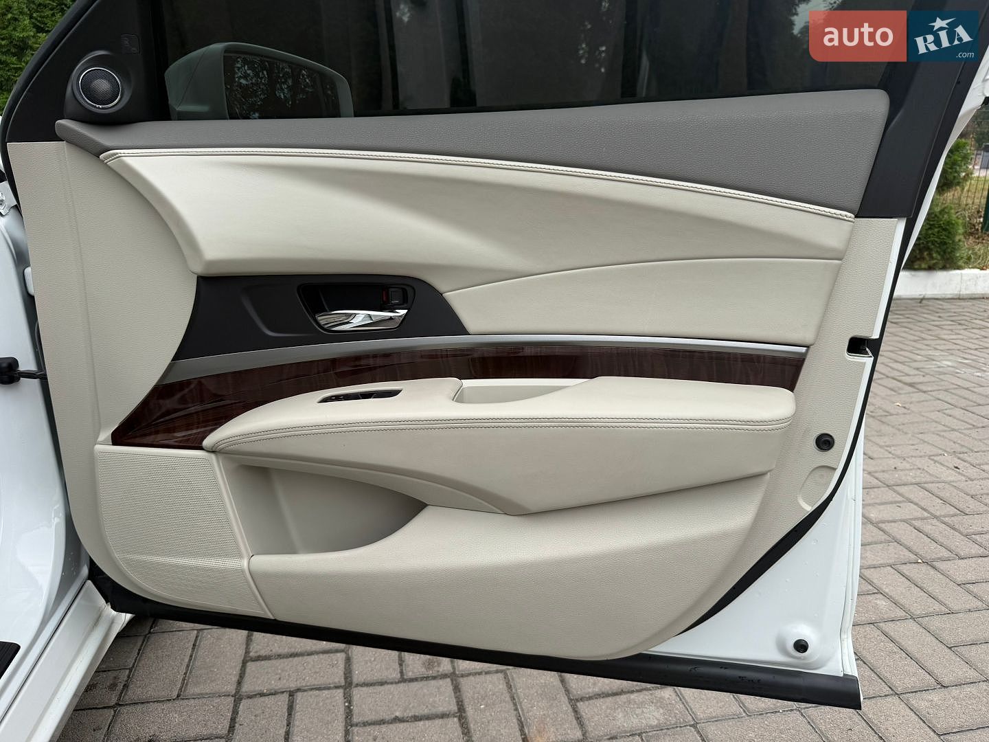 ACURA RLX 2014 VIN JH4KC2F5XEC000283 фото оголошення 37 з 43