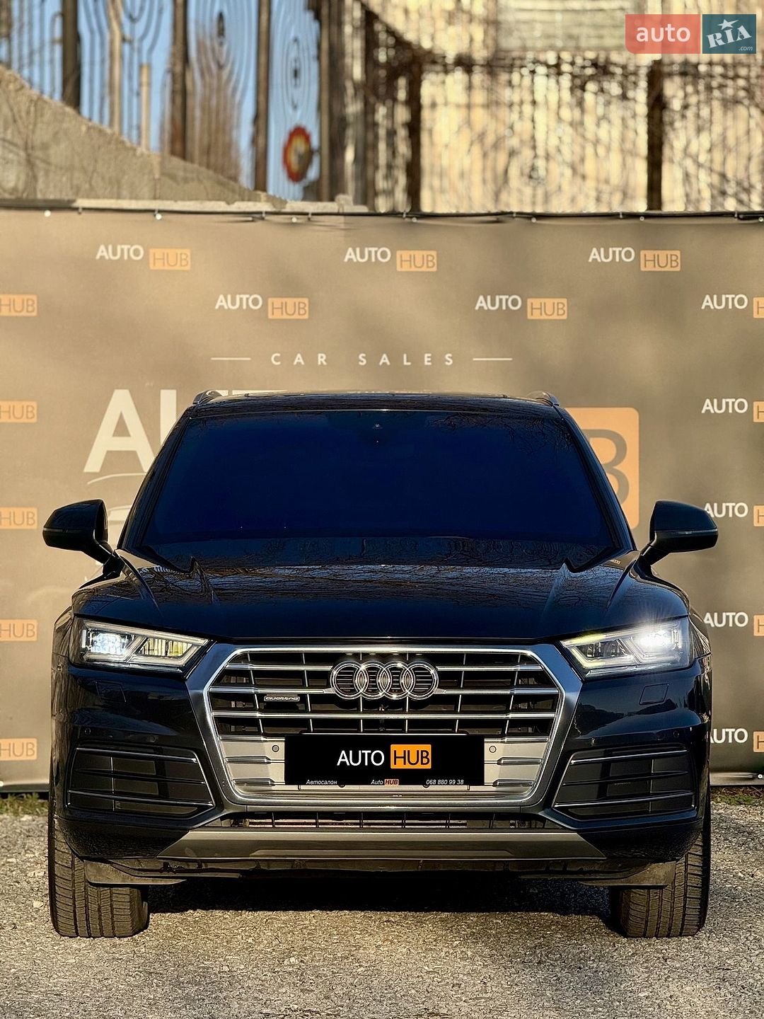 Audi Q5 2017 VIN WA1BNAFY2J2019016 фото оголошення 3 з 28