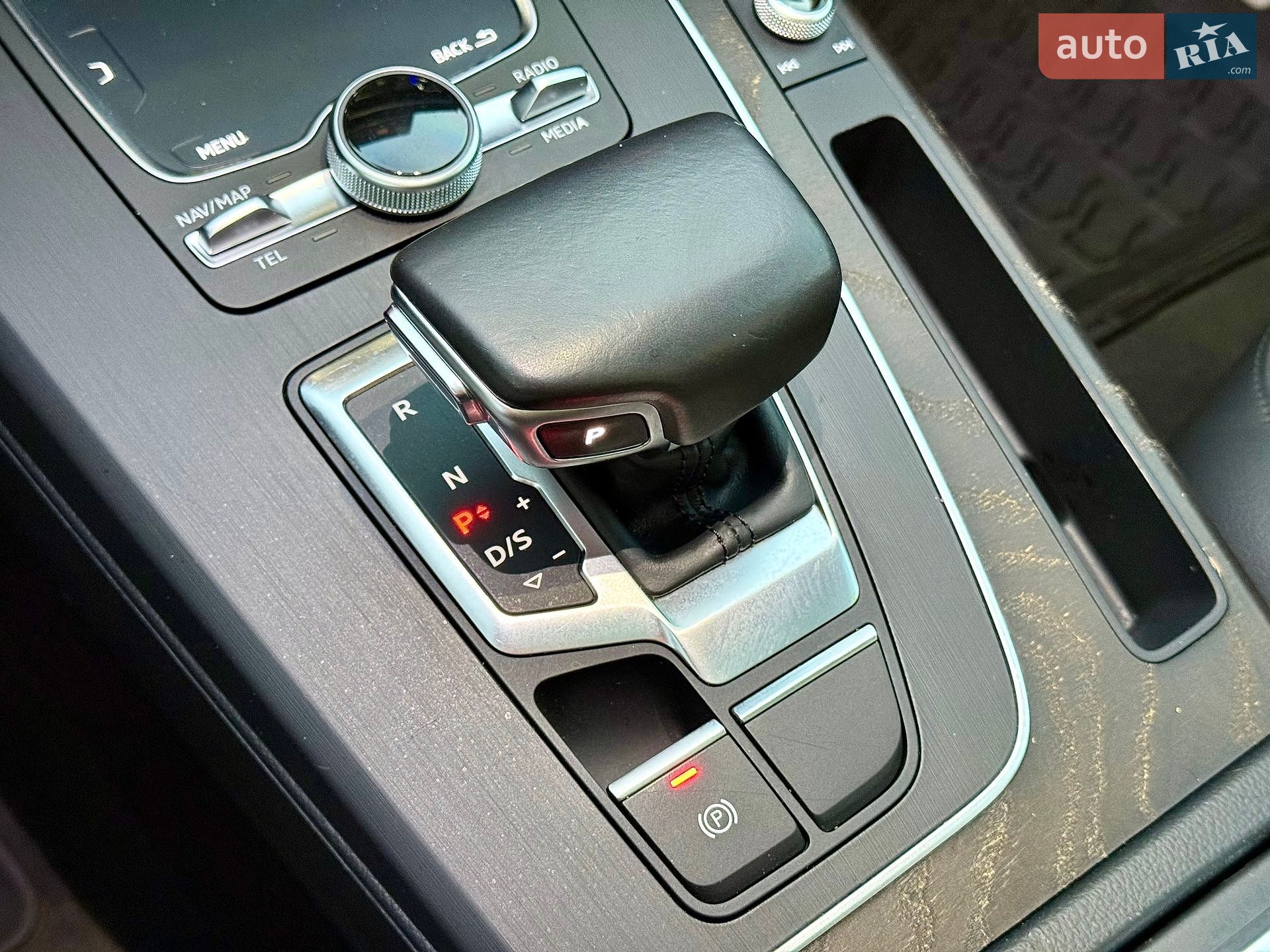 Audi Q5 2017 VIN WA1BNAFY2J2019016 фото оголошення 22 з 28