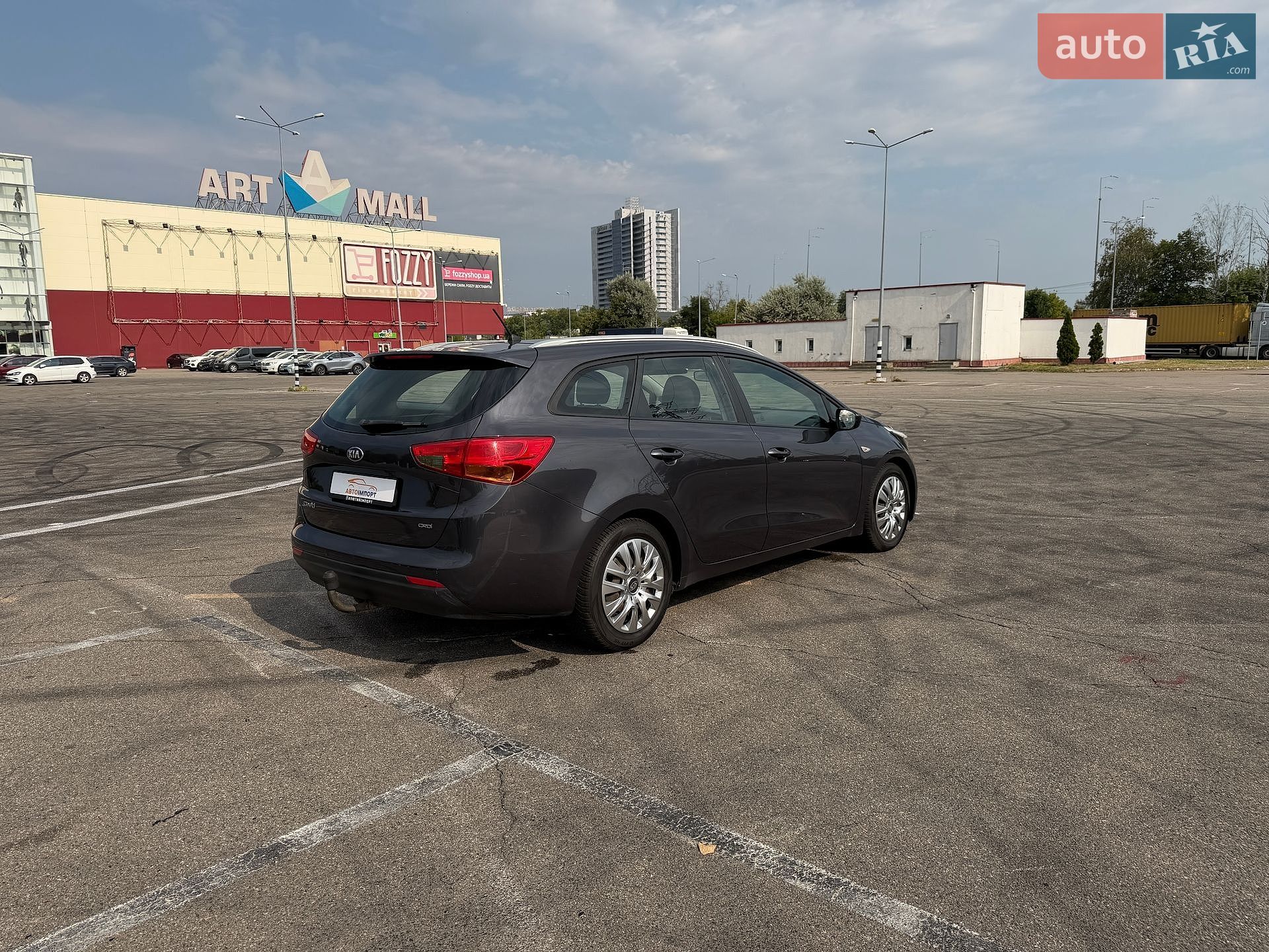 Kia Ceed 2015 VIN U5YHM816AEL086093 фото оголошення 15 з 122