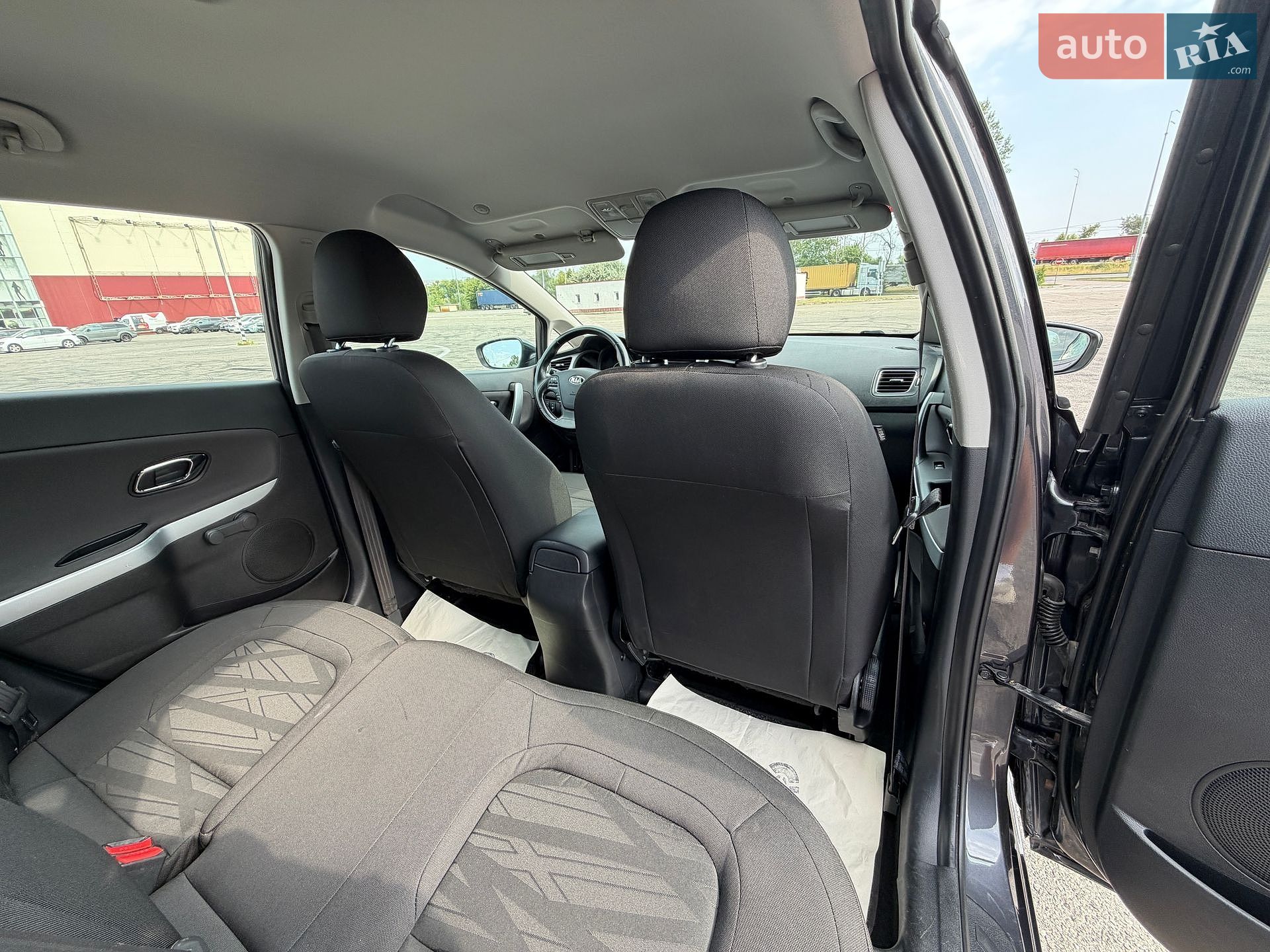 Kia Ceed 2015 VIN U5YHM816AEL086093 фото оголошення 26 з 122