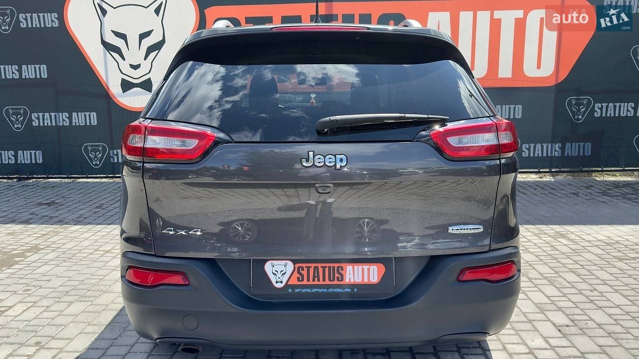 Jeep Cherokee 2017 VIN 1C4PJMLB2JD512630 фото оголошення 8 з 39