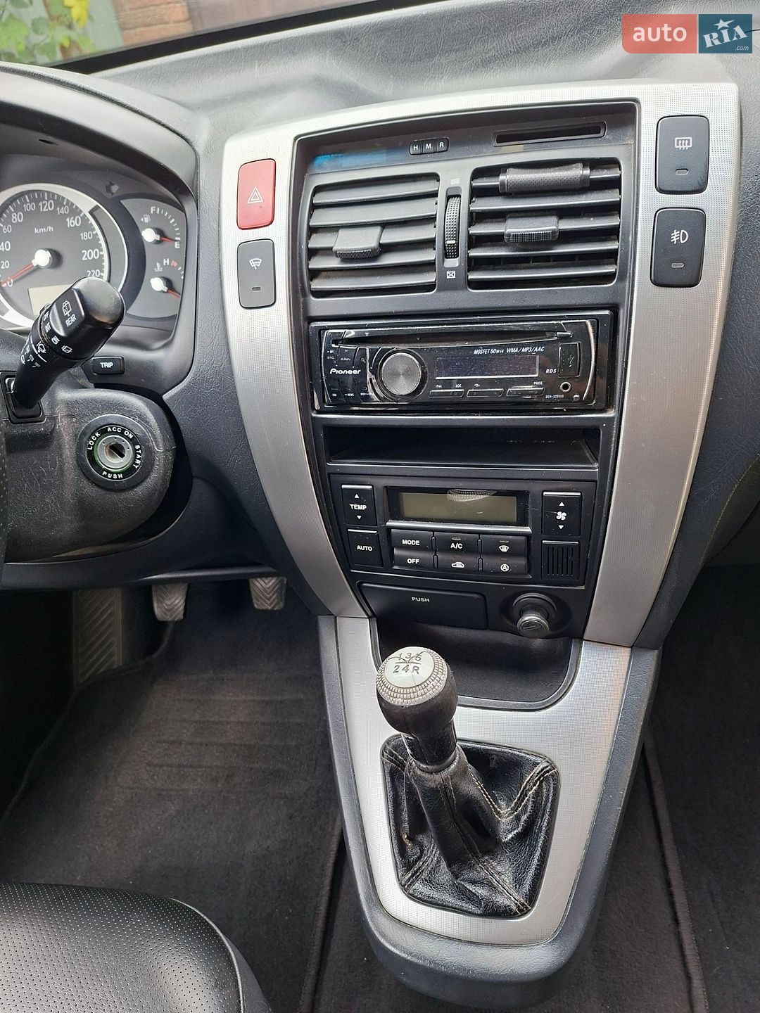 Hyundai Tucson 2007 VIN KMHJN81BP7U624270 фото оголошення 38 з 49