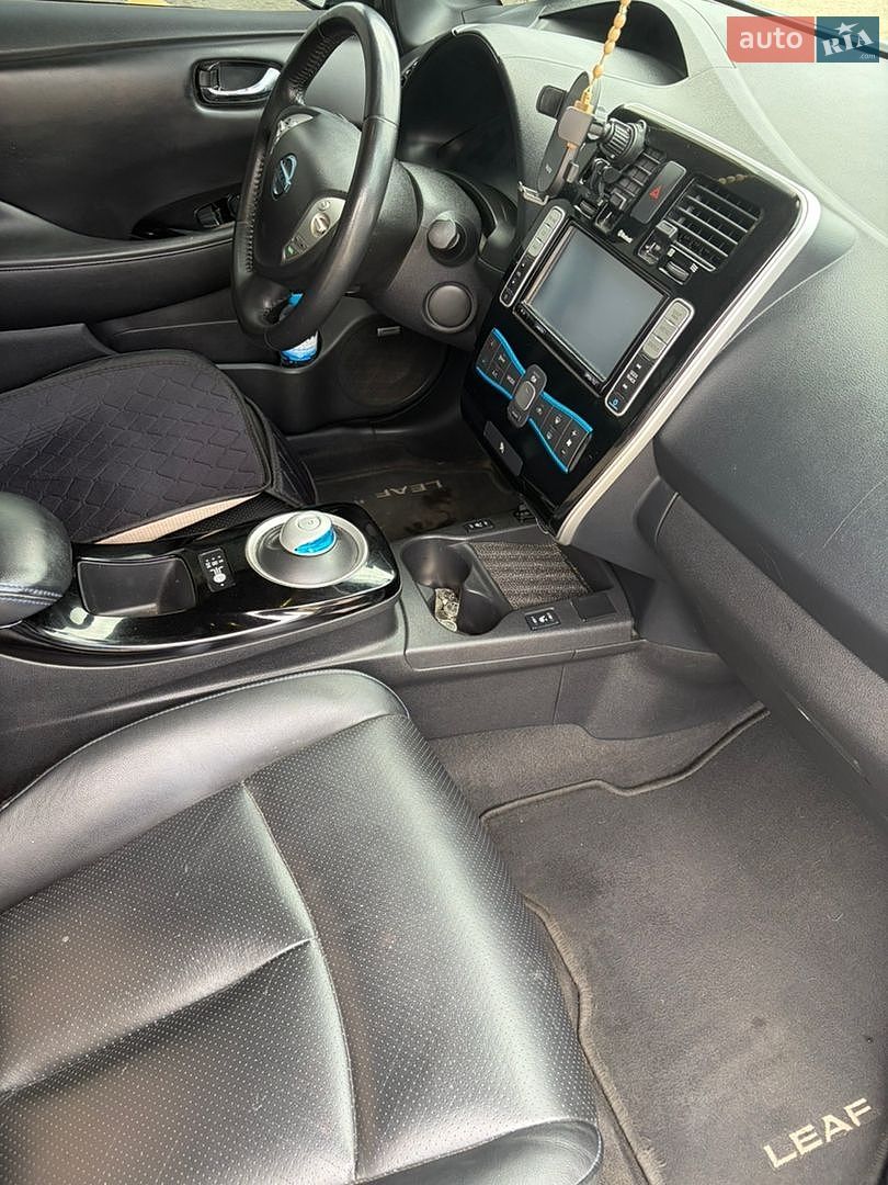 Nissan Leaf 2015 VIN SJNFAAZE0U6031648 фото оголошення 7 з 17