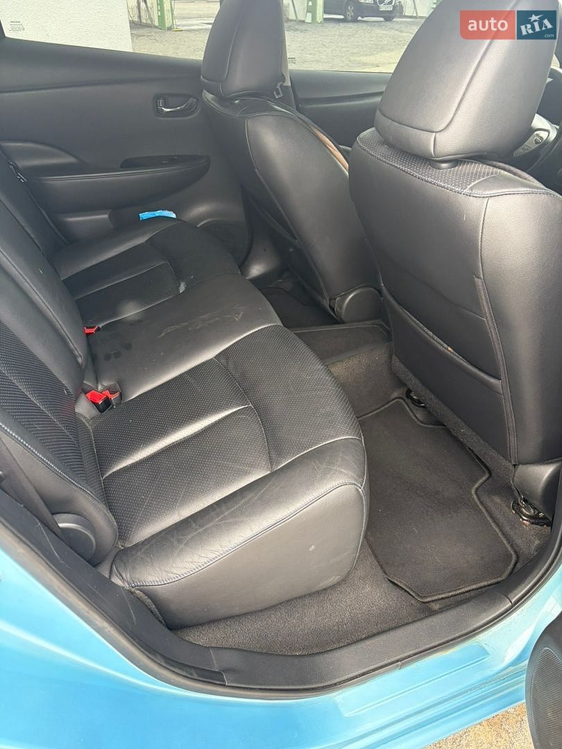 Nissan Leaf 2015 VIN SJNFAAZE0U6031648 фото оголошення 9 з 17