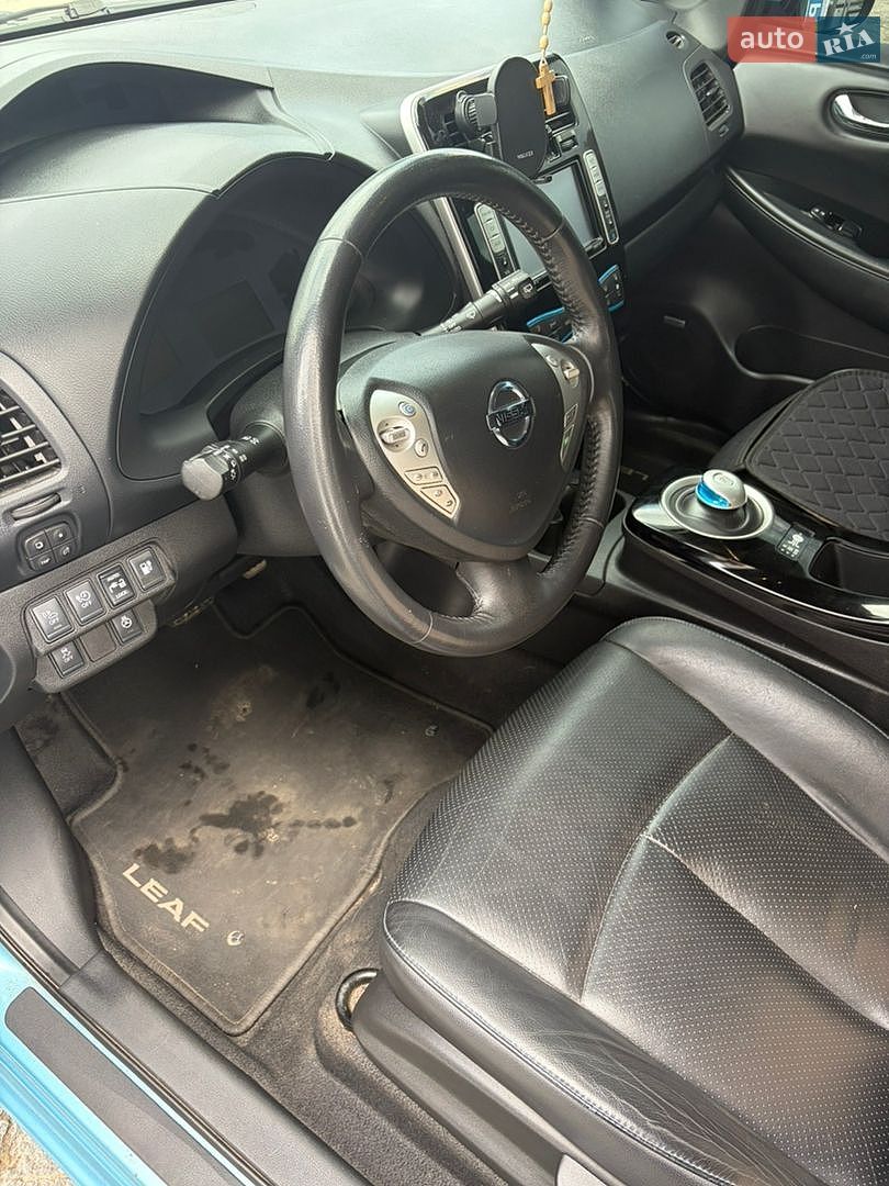 Nissan Leaf 2015 VIN SJNFAAZE0U6031648 фото оголошення 12 з 17