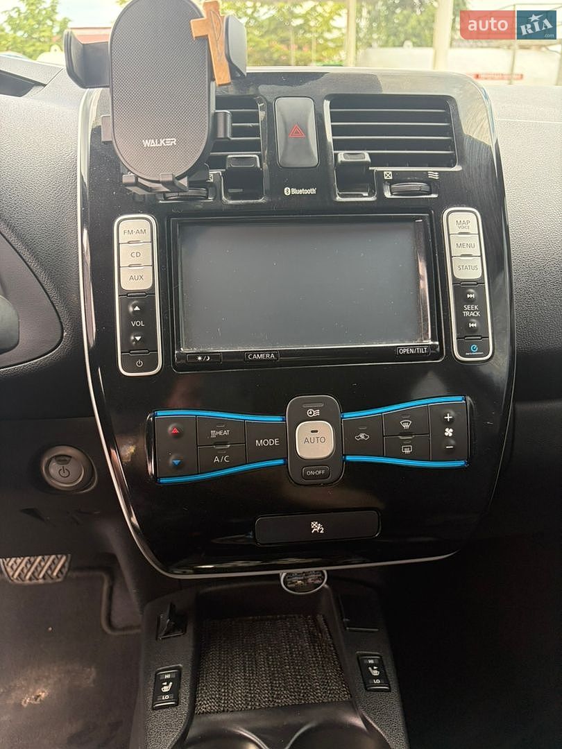 Nissan Leaf 2015 VIN SJNFAAZE0U6031648 фото оголошення 15 з 17