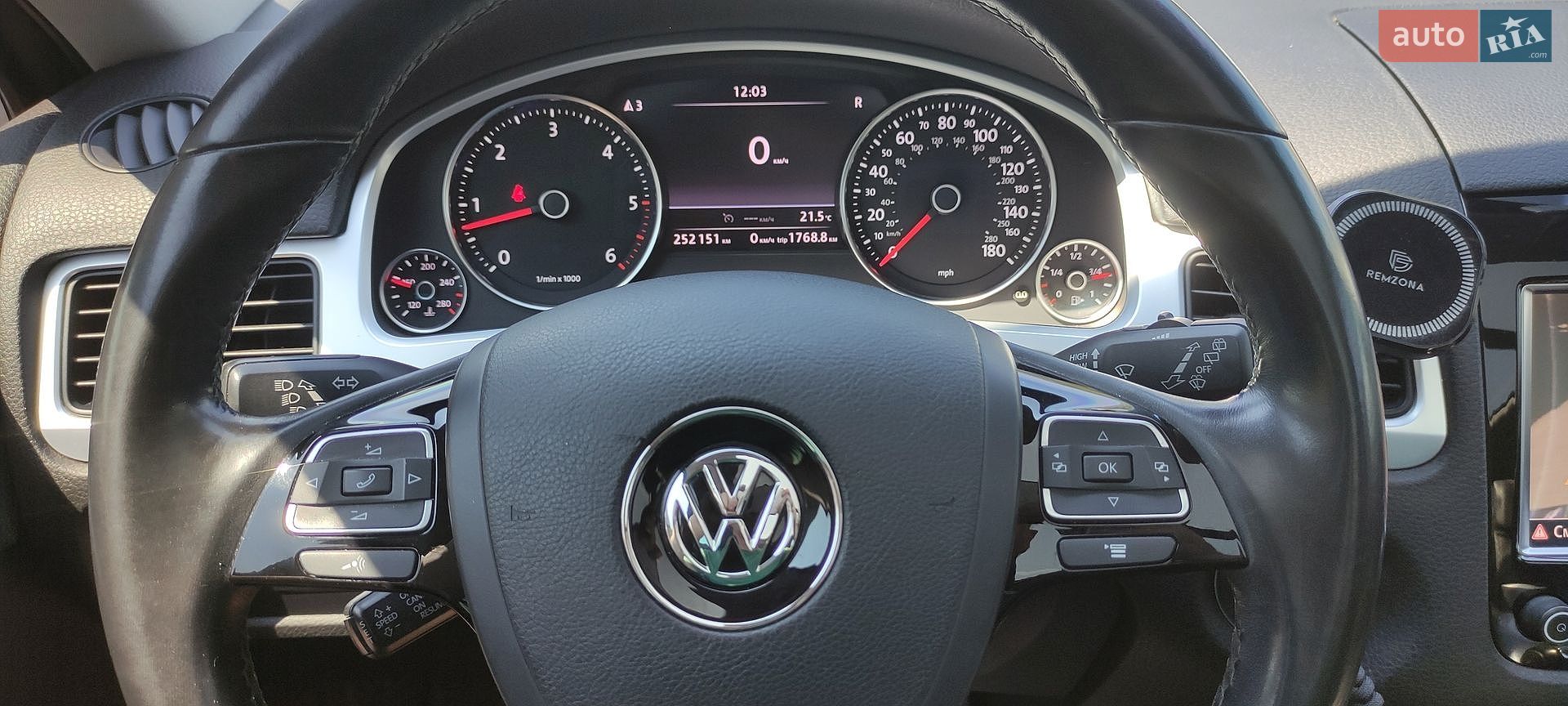 Volkswagen Touareg 2012 VIN WVGEP9BP6DD000904 фото оголошення 9 з 36
