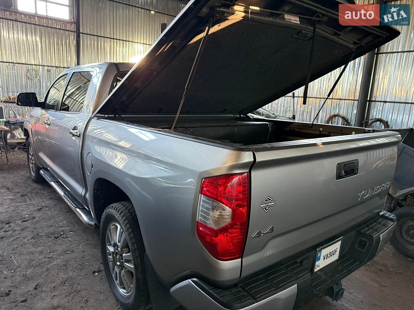 Toyota Tundra 2015 VIN 5TFAW5F19FX466137 фото оголошення 4 з 16