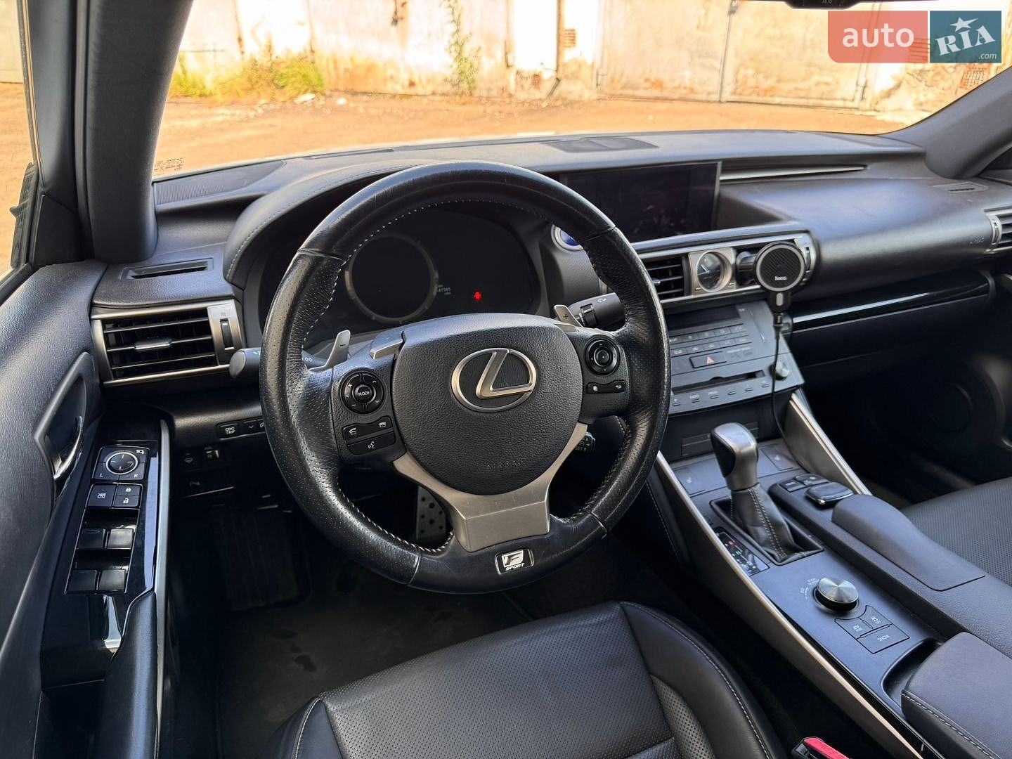 Lexus IS 2014 VIN JTHBH5D2305028483 фото оголошення 12 з 18