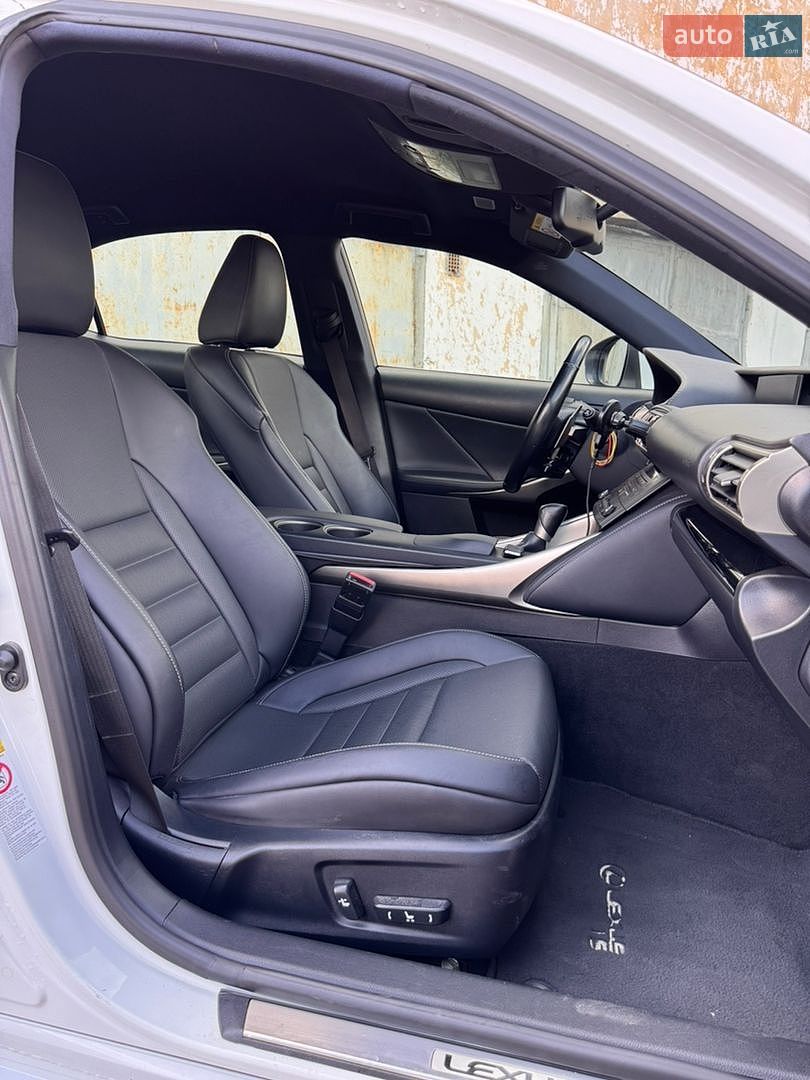 Lexus IS 2014 VIN JTHBH5D2305028483 фото оголошення 15 з 18