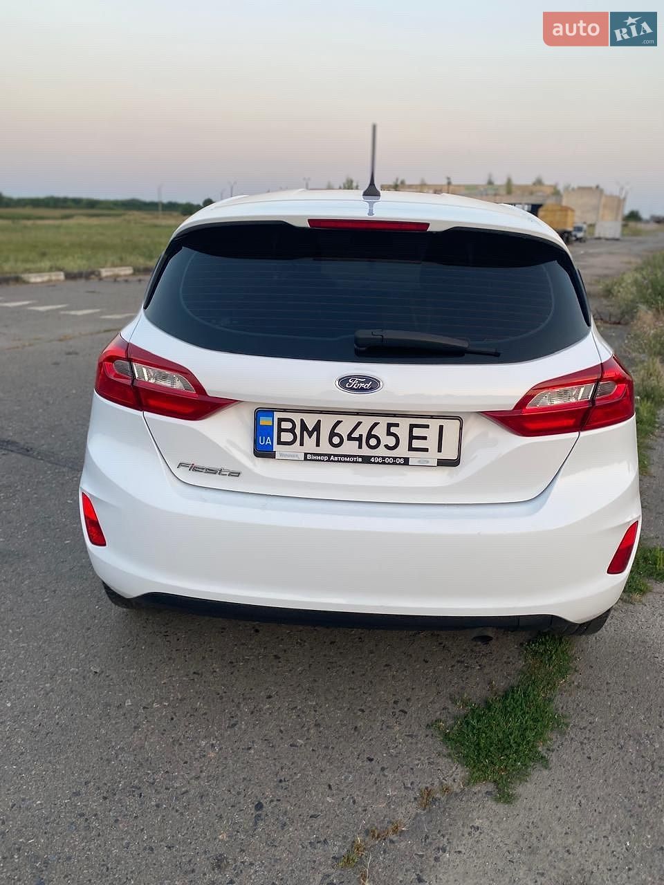 Ford Fiesta 2018 VIN WF0JXXGAHJJY13359 фото оголошення 3 з 26