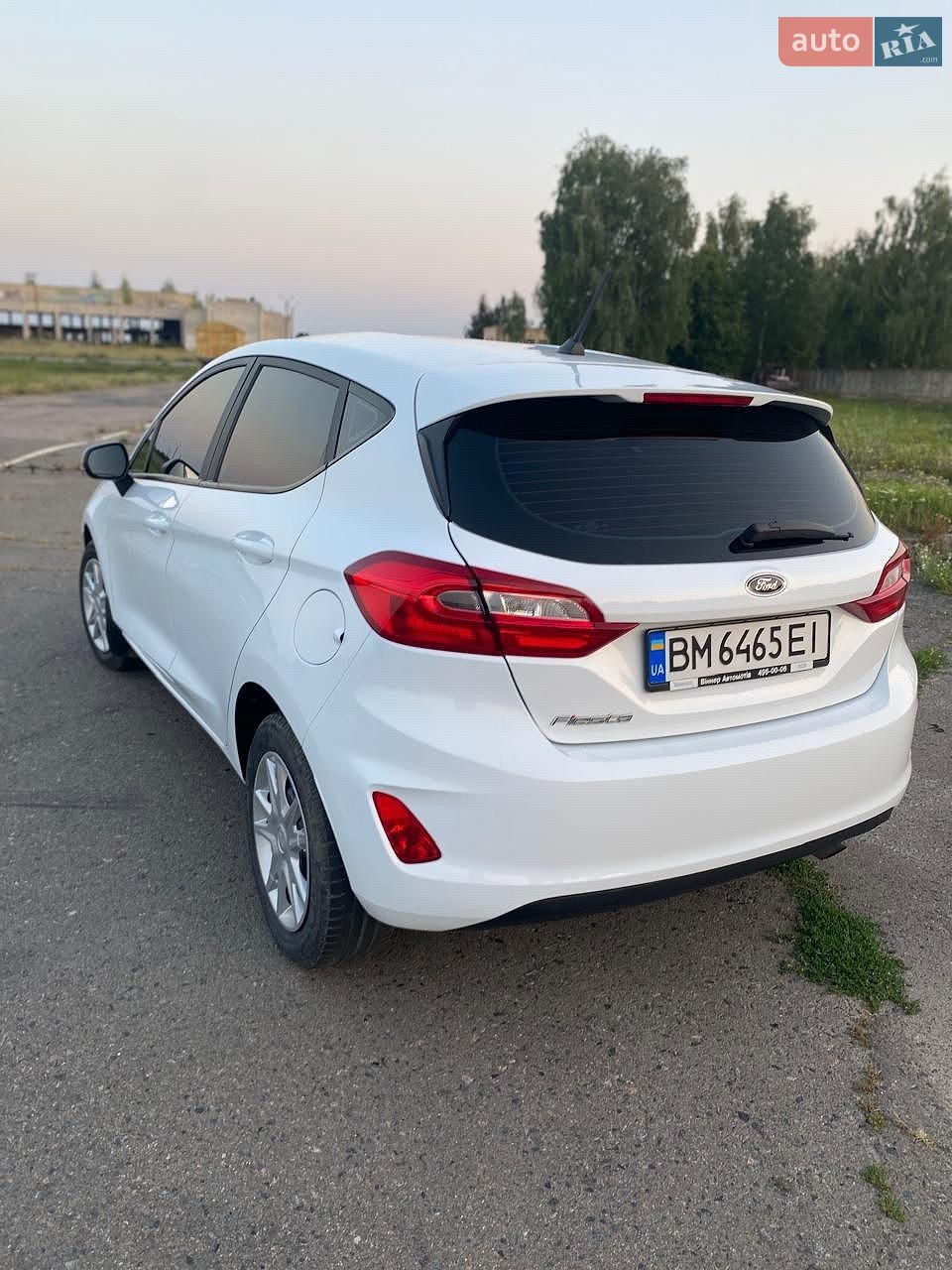 Ford Fiesta 2018 VIN WF0JXXGAHJJY13359 фото оголошення 5 з 26