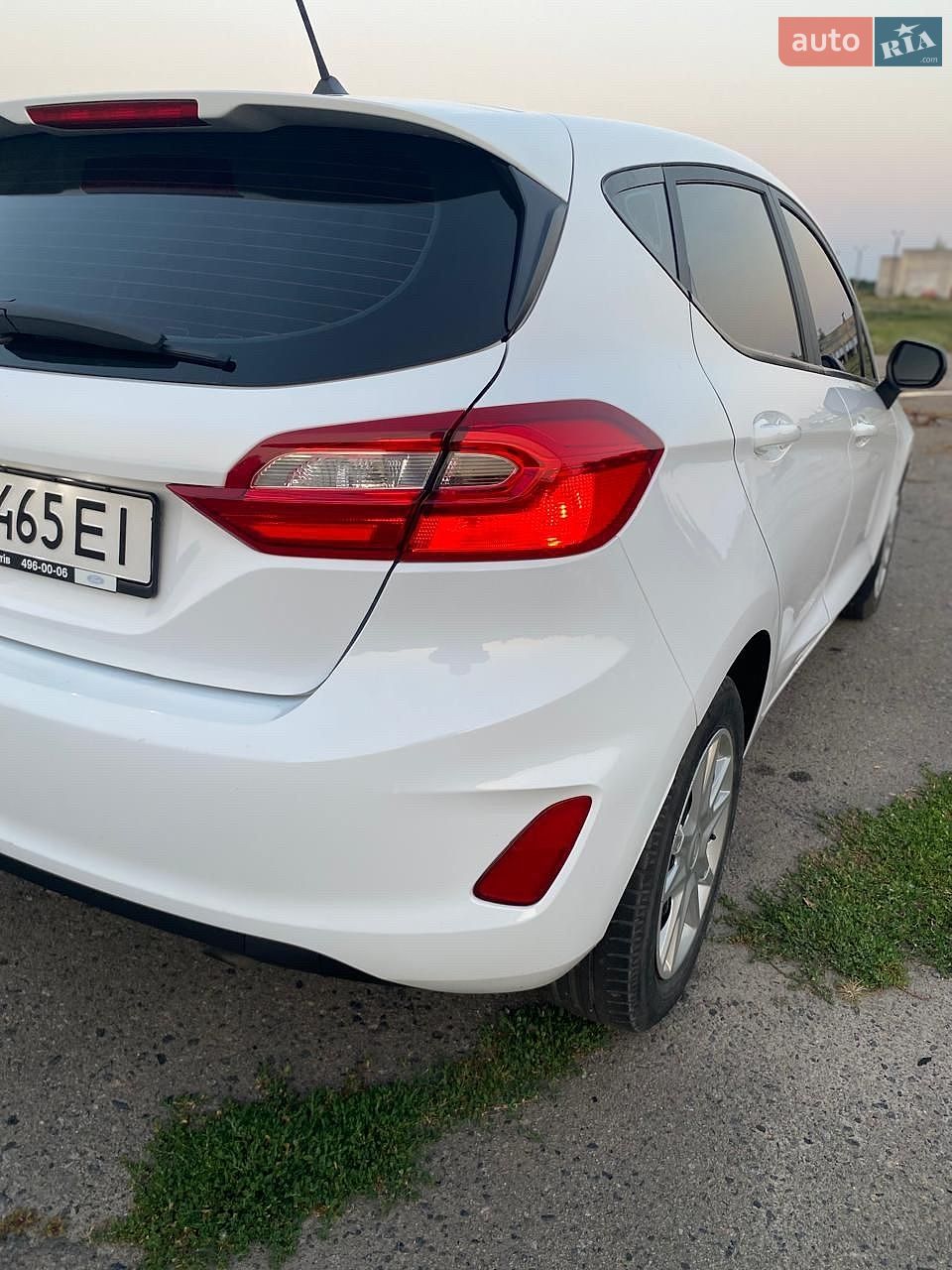 Ford Fiesta 2018 VIN WF0JXXGAHJJY13359 фото оголошення 10 з 26