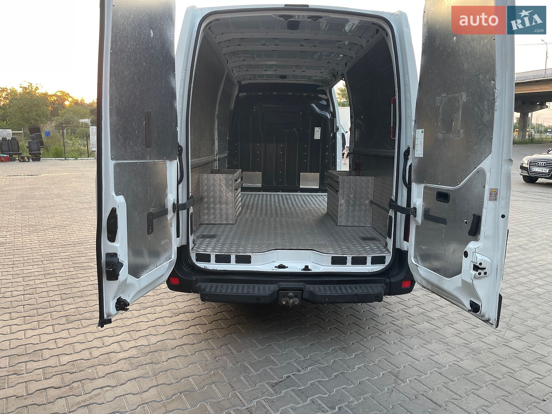 Renault Master 2015 VIN VF6MHF8ZG53762276 фото оголошення 6 з 25