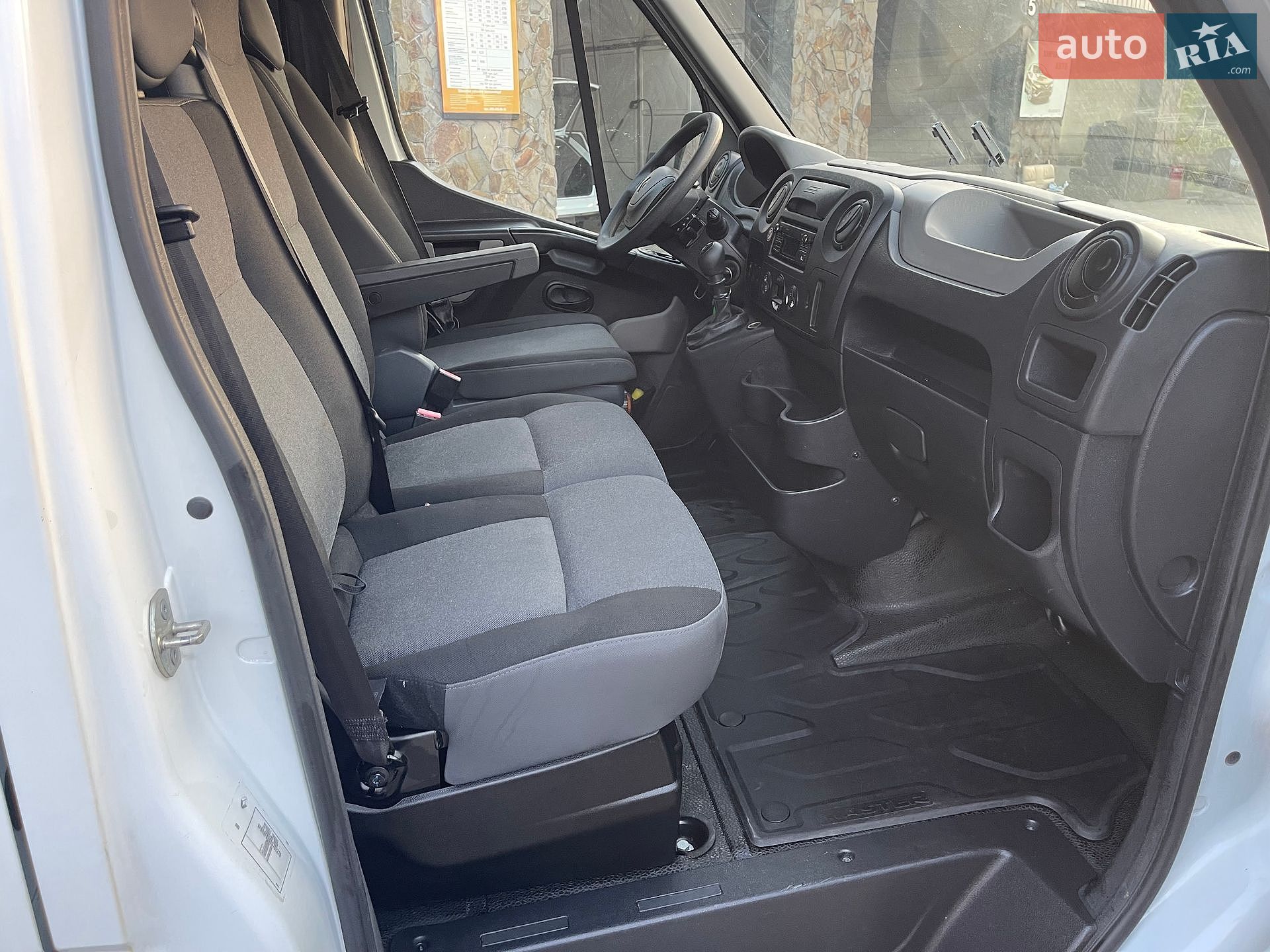 Renault Master 2015 VIN VF6MHF8ZG53762276 фото оголошення 8 з 25