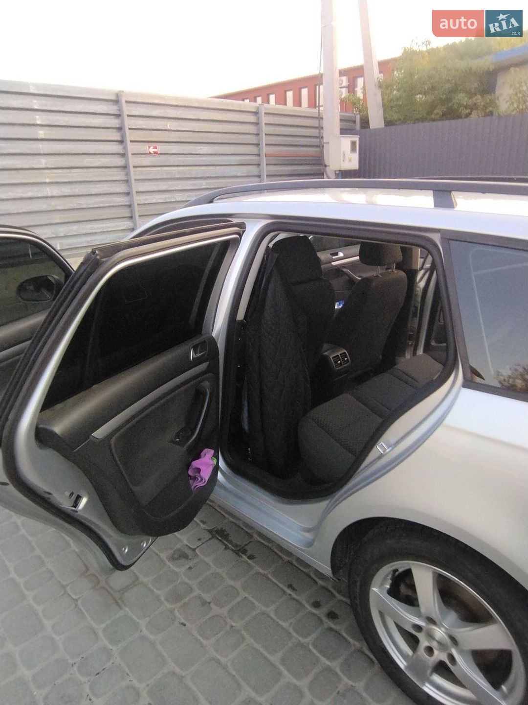 Volkswagen Golf 2010 VIN WVWZZZ1KZAM668357 фото оголошення 8 з 10