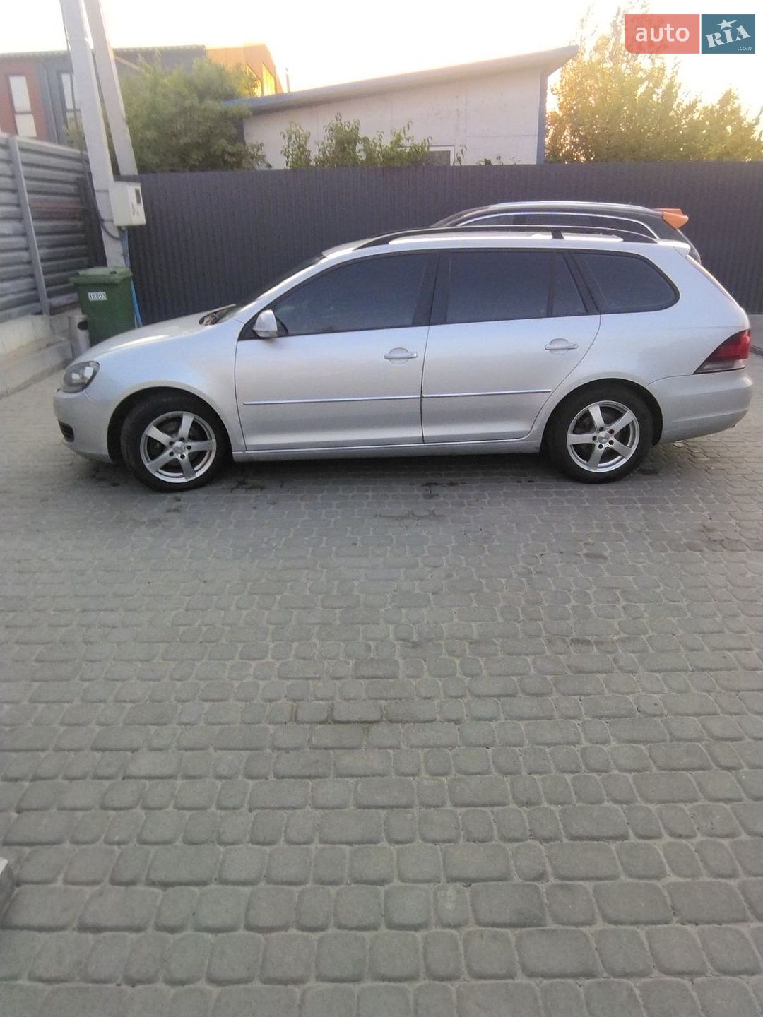Volkswagen Golf 2010 VIN WVWZZZ1KZAM668357 фото оголошення 4 з 10