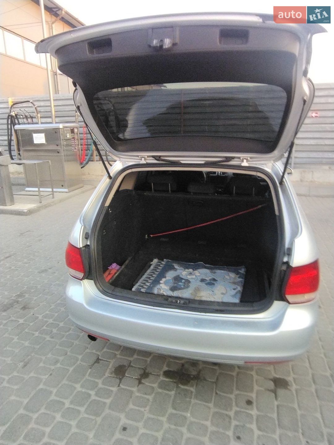 Volkswagen Golf 2010 VIN WVWZZZ1KZAM668357 фото оголошення 10 з 10