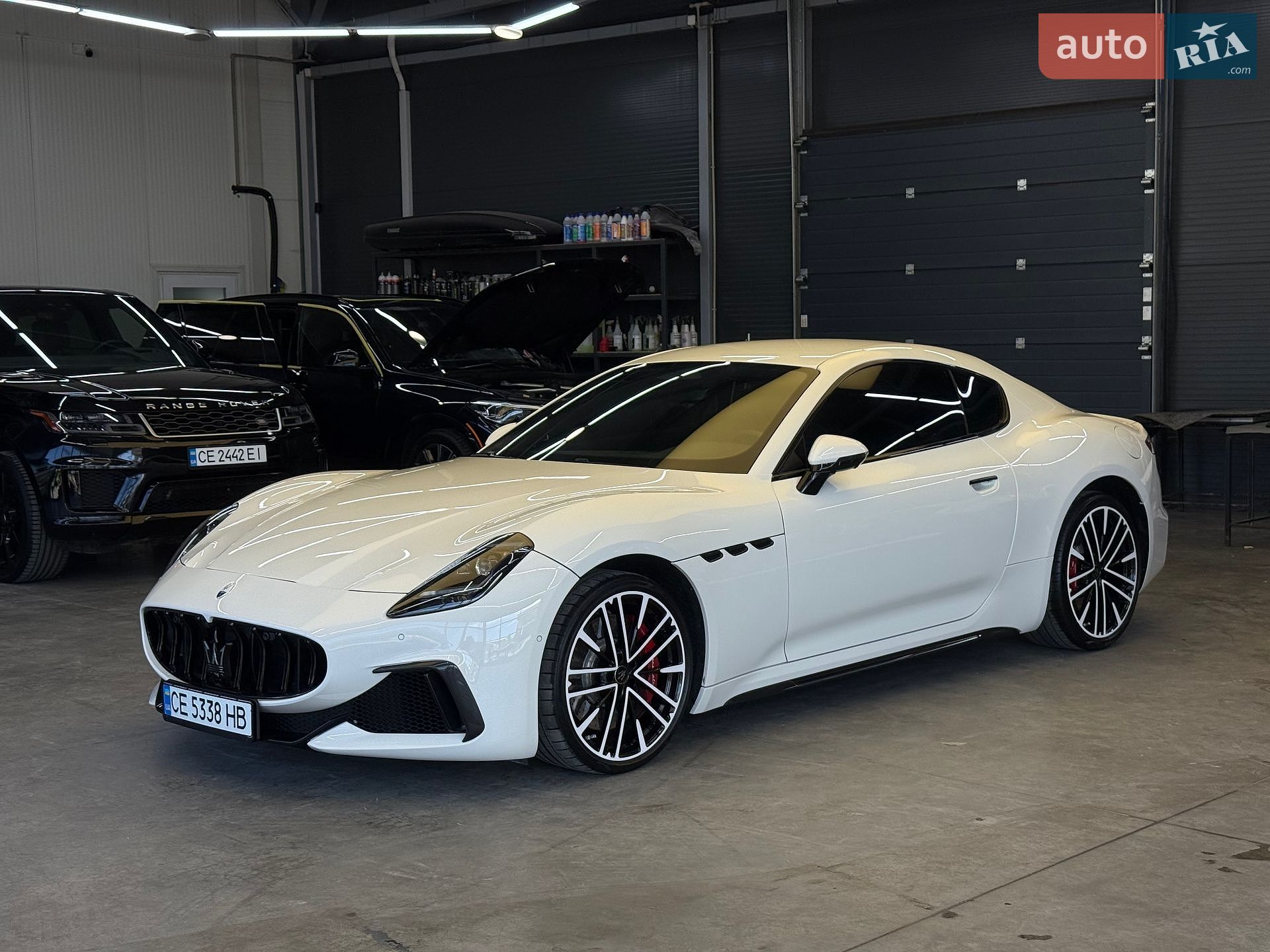 Maserati GranTurismo 2023 VIN ZAMBMVDB0RX432707 фото оголошення 3 з 15