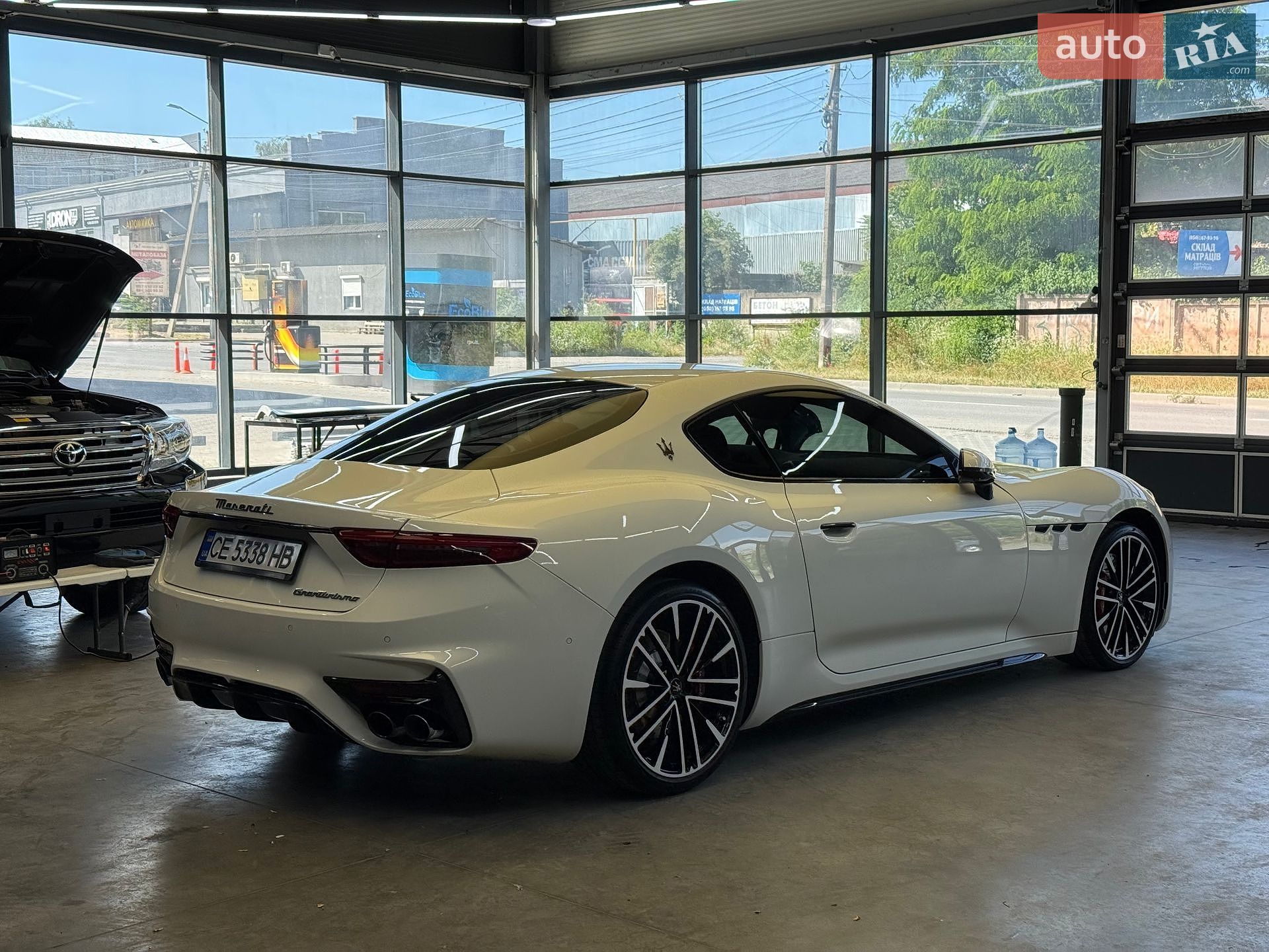Maserati GranTurismo 2023 VIN ZAMBMVDB0RX432707 фото оголошення 8 з 15
