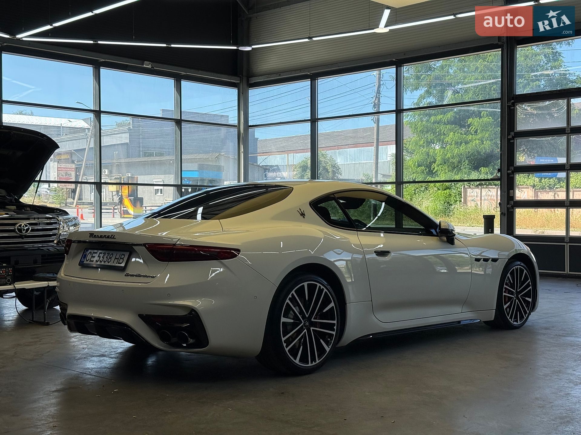 Maserati GranTurismo 2023 VIN ZAMBMVDB0RX432707 фото оголошення 9 з 15