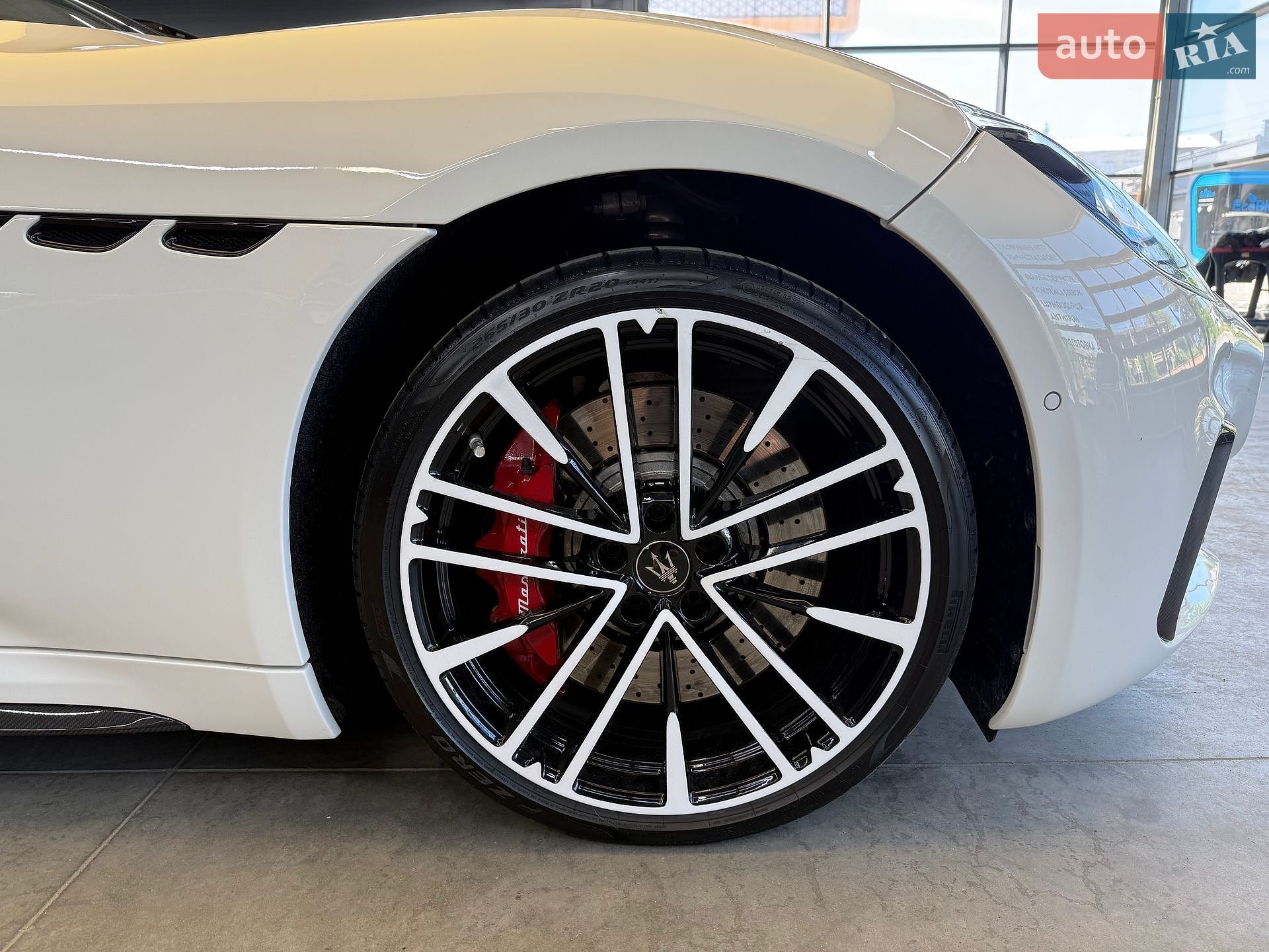 Maserati GranTurismo 2023 VIN ZAMBMVDB0RX432707 фото оголошення 14 з 15