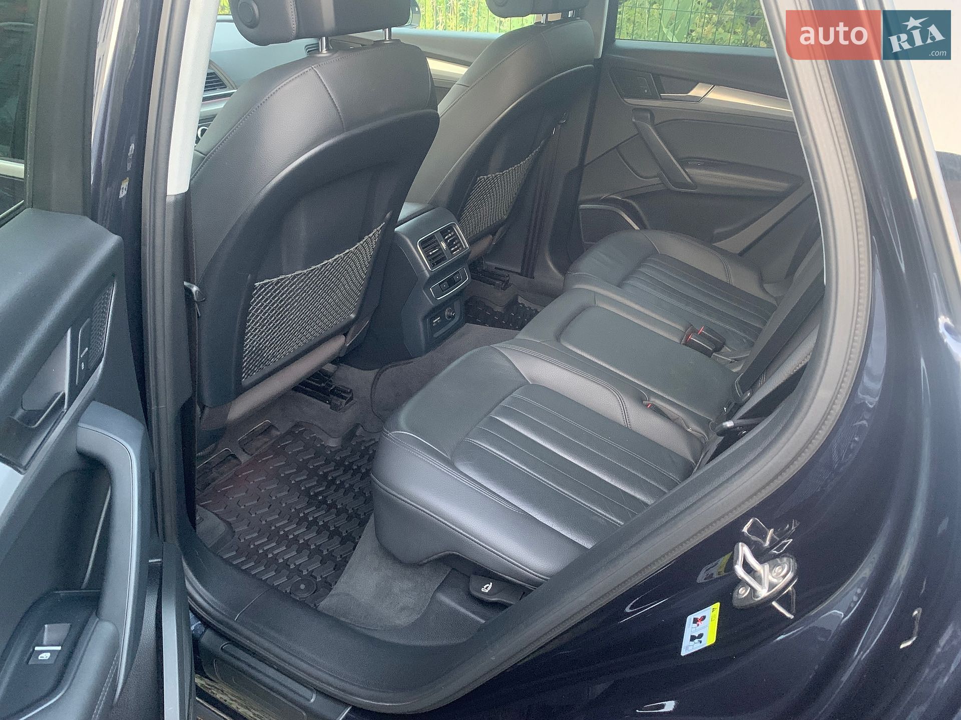 Audi Q5 2019 VIN WA1CNAFY3K2067291 фото оголошення 31 з 35