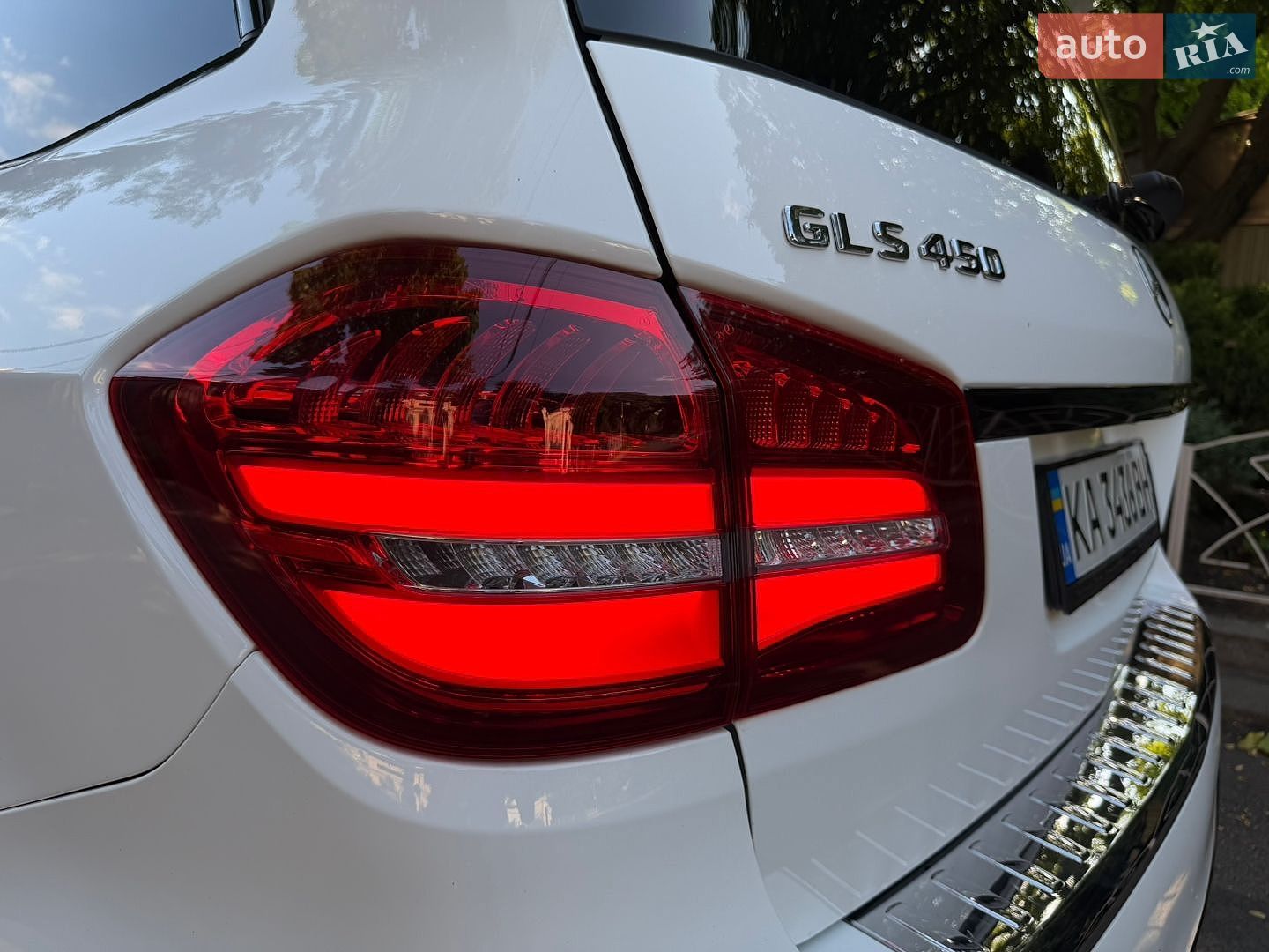 Mercedes-Benz GLS-Class 2016 VIN 4JGDF6EE3HA828360 фото оголошення 14 з 54