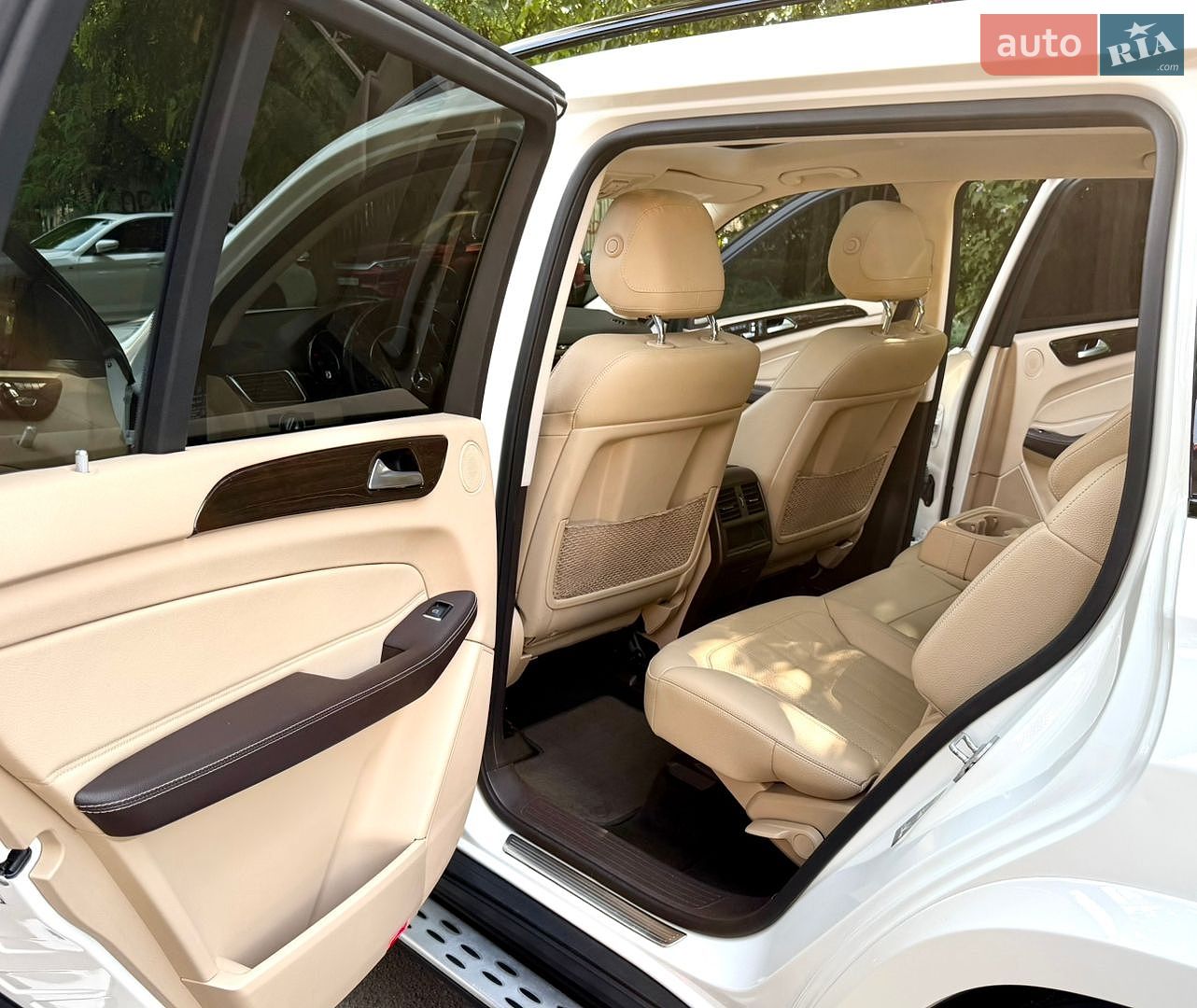 Mercedes-Benz GLS-Class 2016 VIN 4JGDF6EE3HA828360 фото оголошення 23 з 54