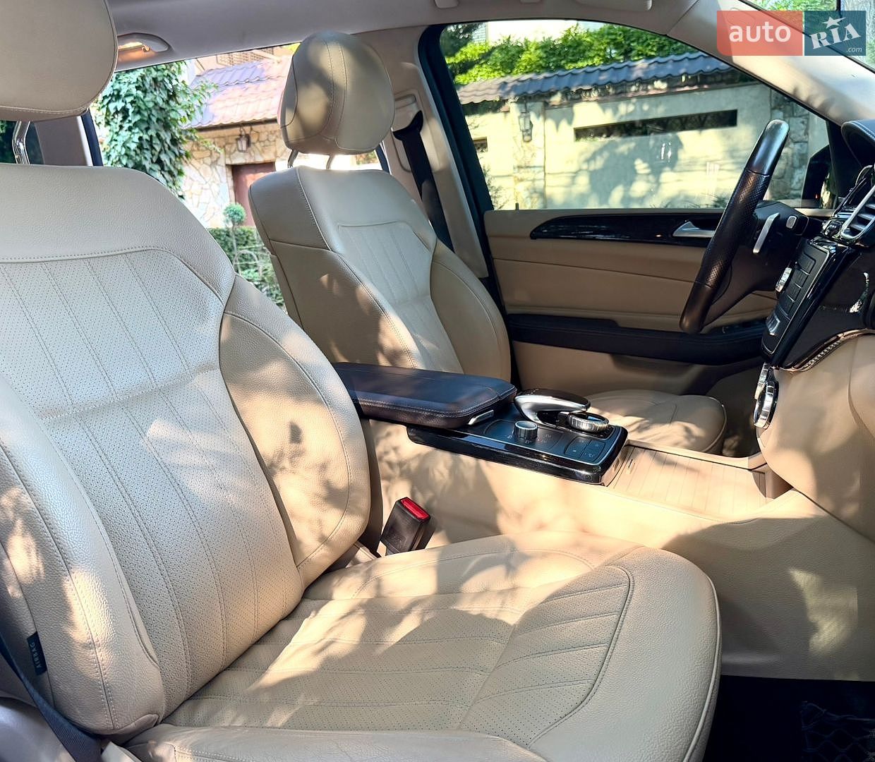 Mercedes-Benz GLS-Class 2016 VIN 4JGDF6EE3HA828360 фото оголошення 27 з 54