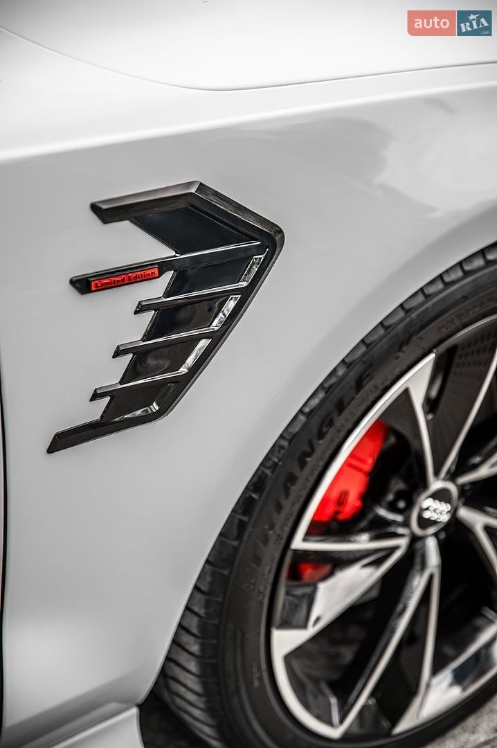 Audi A7 Sportback 2011 VIN WAUSGAFC0CN006607 фото оголошення 15 з 60