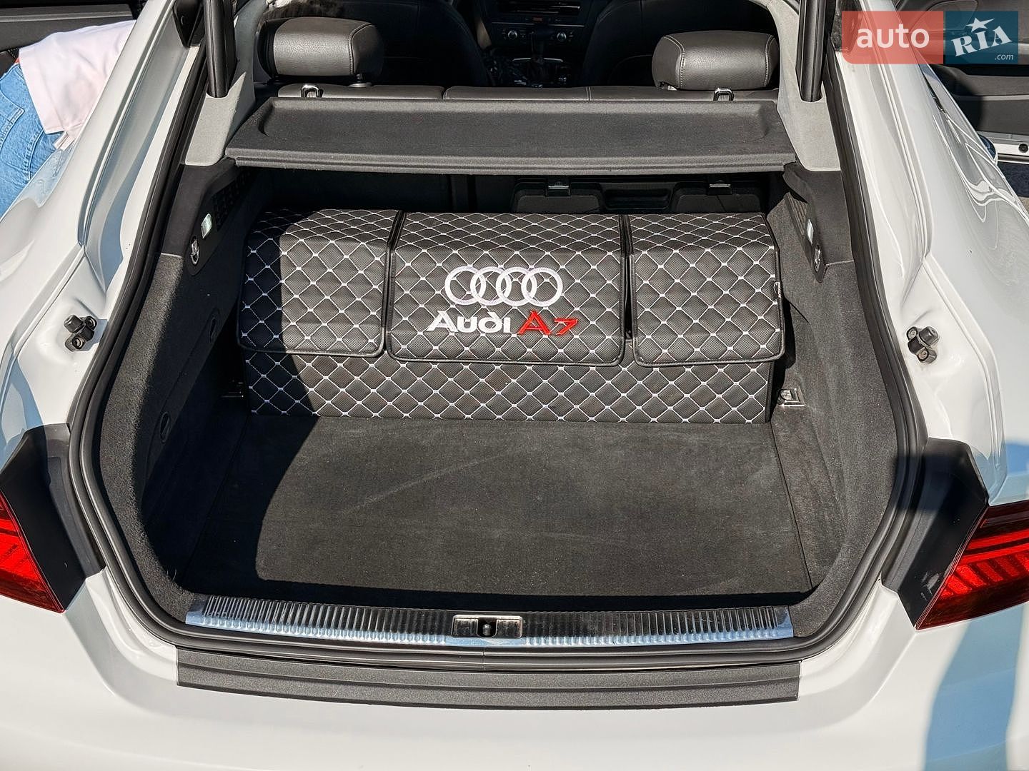 Audi A7 Sportback 2011 VIN WAUSGAFC0CN006607 фото оголошення 56 з 60