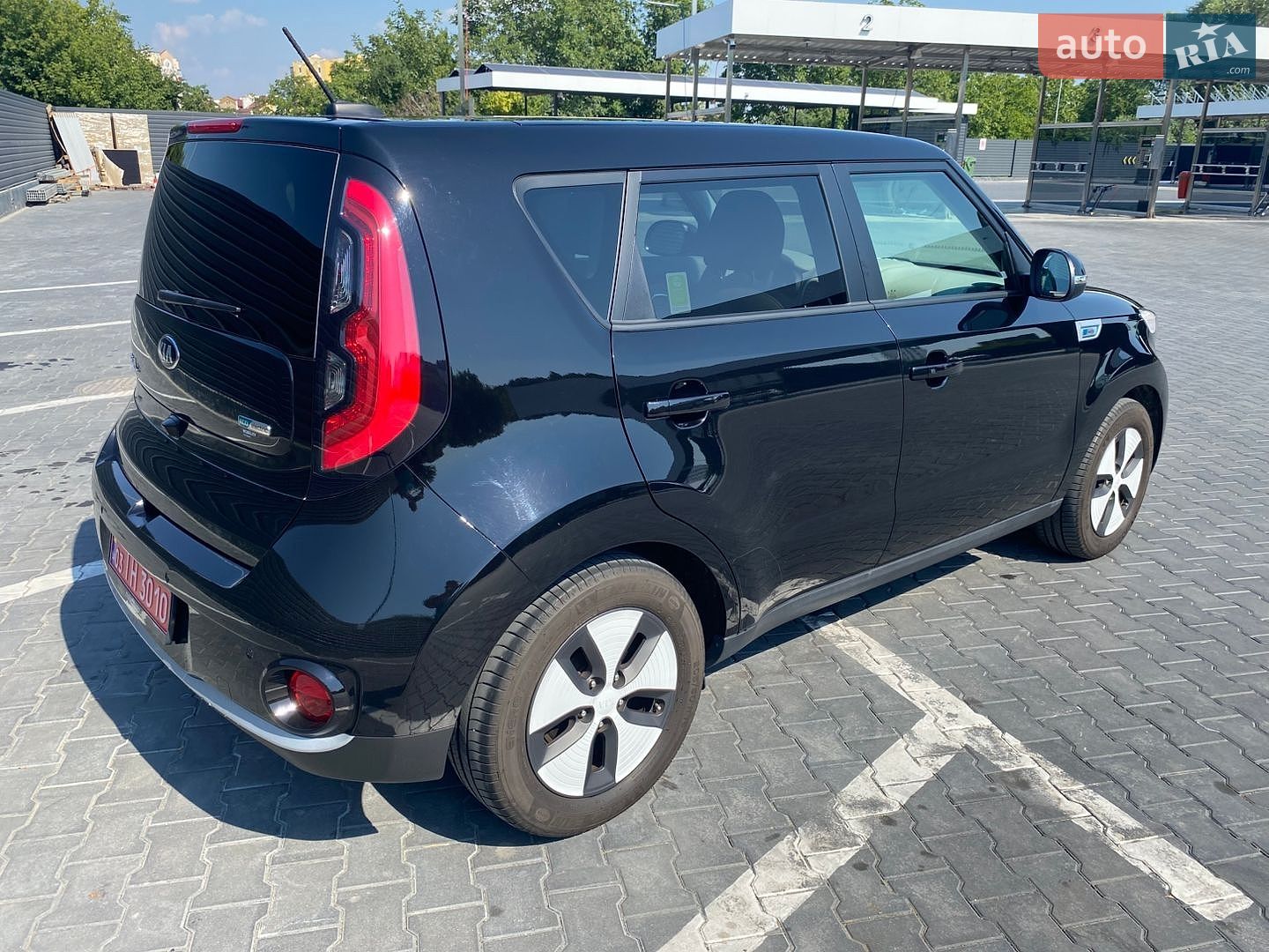 Kia Soul EV 2017 VIN KNAJX81EFJ7027883 фото оголошення 6 з 16