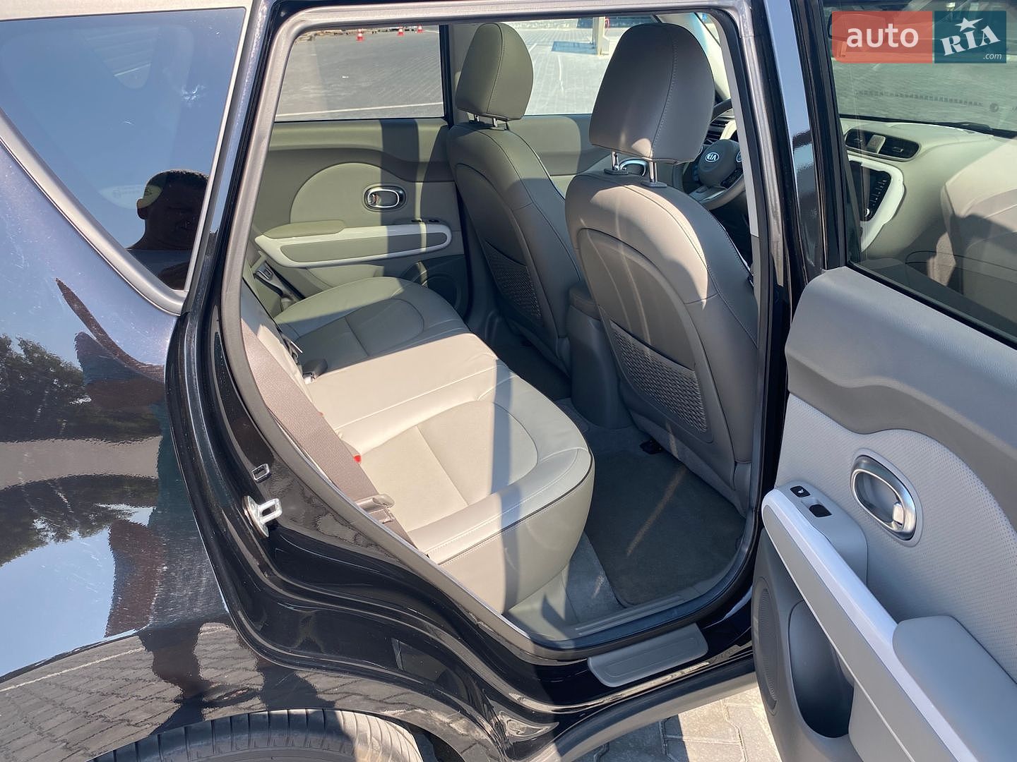 Kia Soul EV 2017 VIN KNAJX81EFJ7027883 фото оголошення 11 з 16