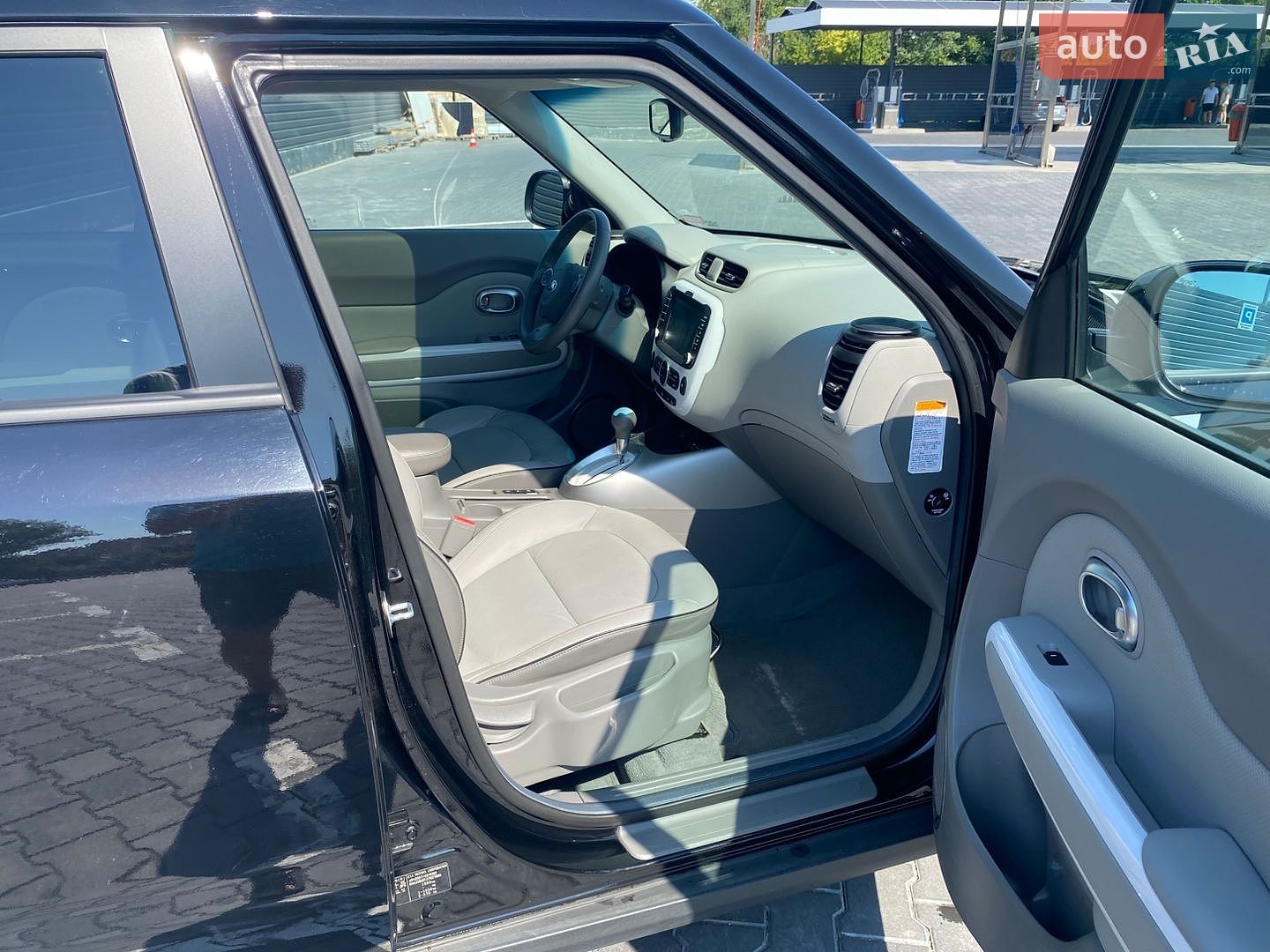 Kia Soul EV 2017 VIN KNAJX81EFJ7027883 фото оголошення 10 з 16