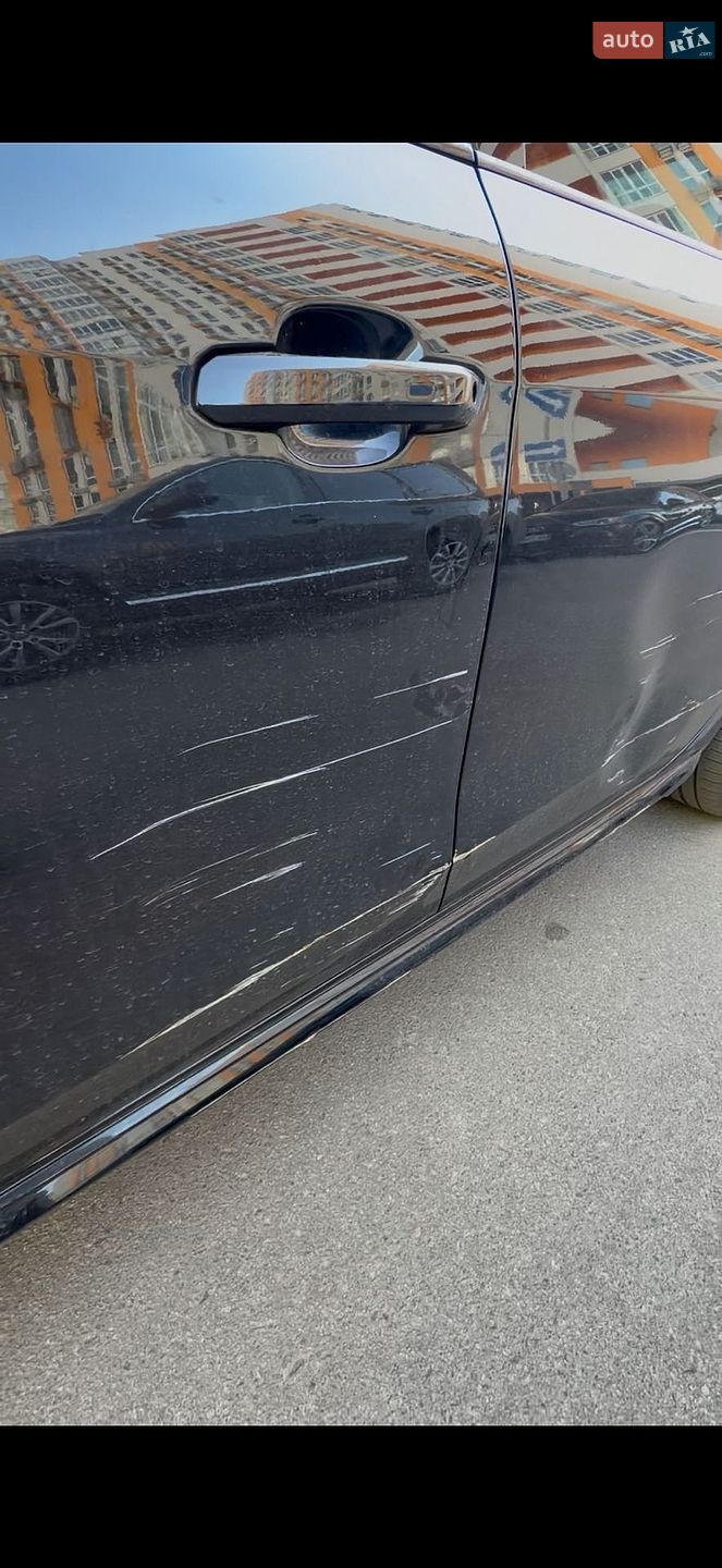 Audi A4 2020 VIN WAUAAAF47MN007454 фото оголошення 10 з 11