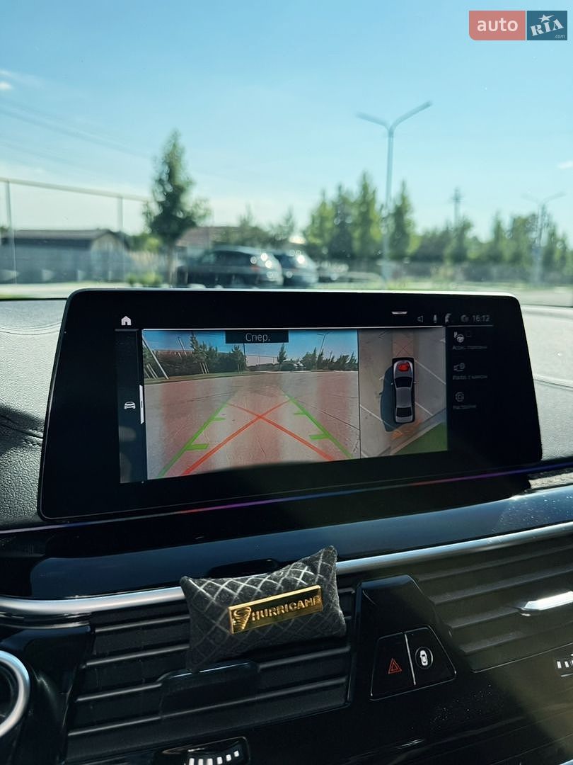 BMW 5 Series 2019 VIN WBAJA91020CD81451 фото оголошення 8 з 12