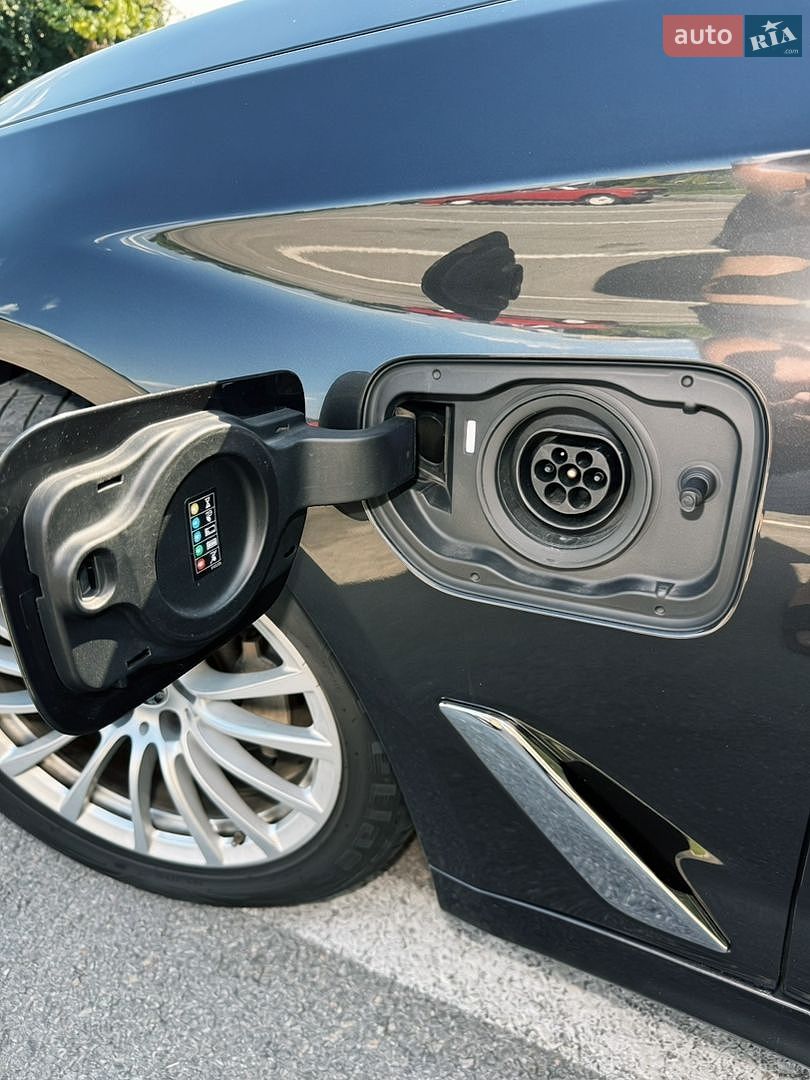 BMW 5 Series 2019 VIN WBAJA91020CD81451 фото оголошення 11 з 12