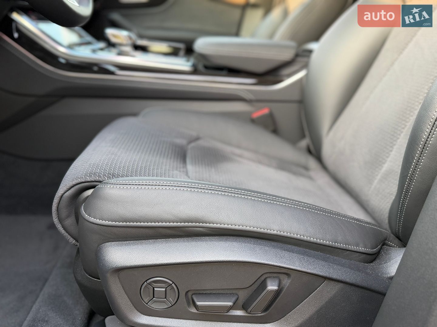 Audi Q7 2024 VIN WAUZZZ4M4SD006732 фото оголошення 30 з 46