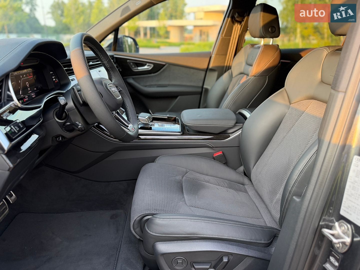 Audi Q7 2024 VIN WAUZZZ4M4SD006732 фото оголошення 31 з 46
