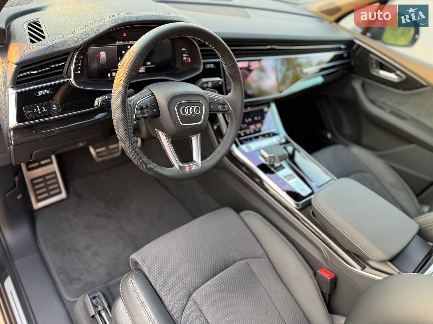 Audi Q7 2024 VIN WAUZZZ4M4SD006732 фото оголошення 35 з 46