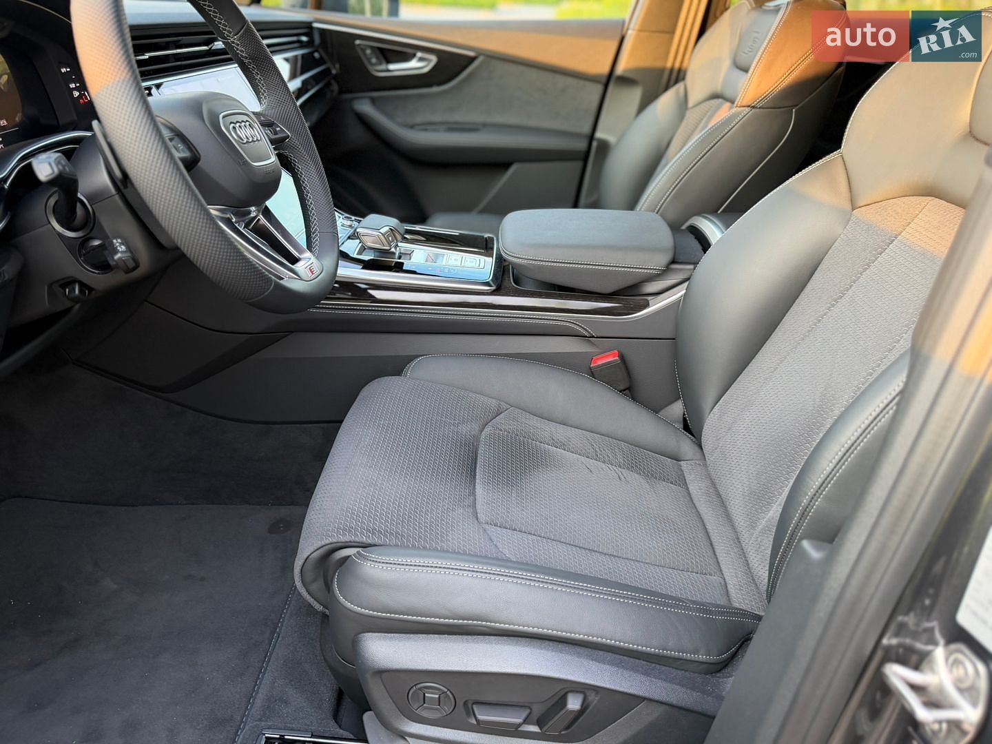 Audi Q7 2024 VIN WAUZZZ4M4SD006732 фото оголошення 37 з 46