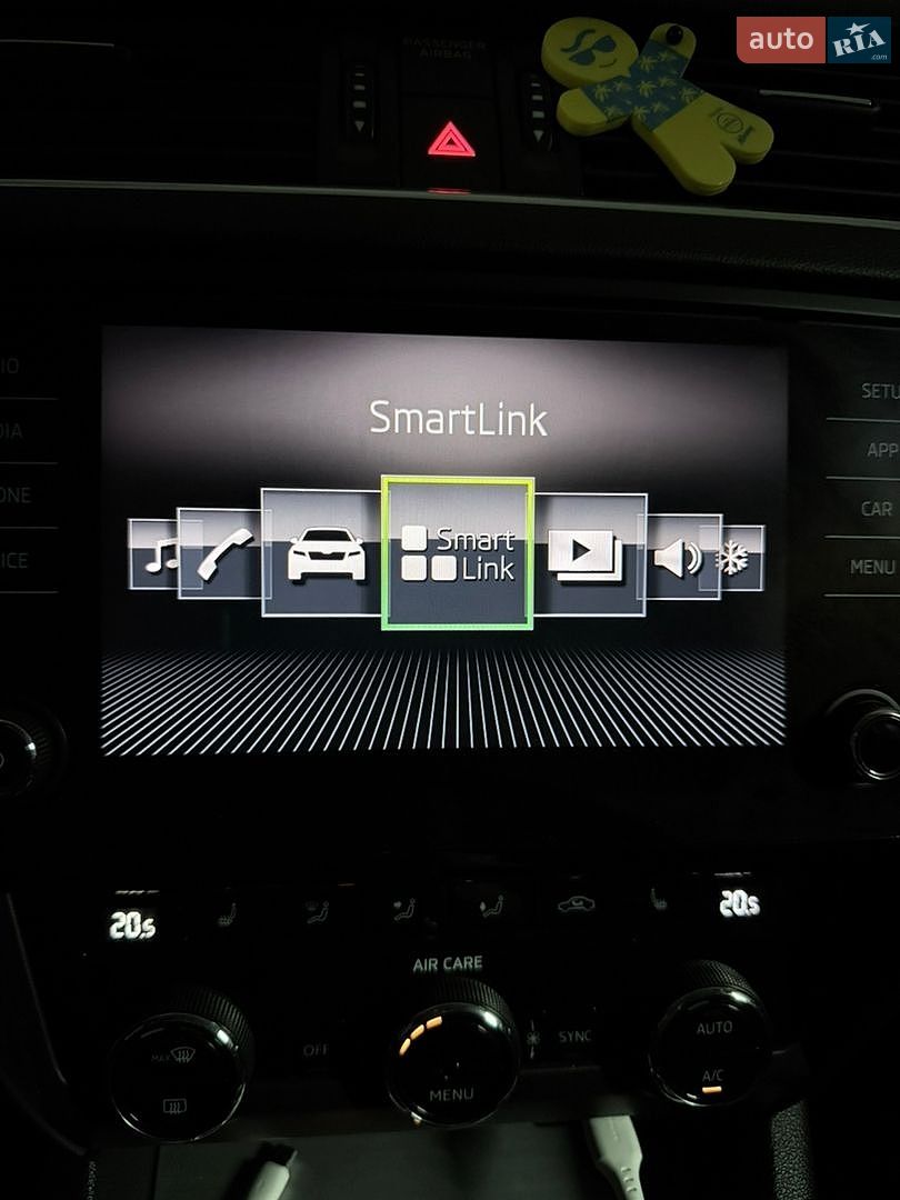 Skoda Octavia 2017 VIN TMBAC2NE0JB007175 фото оголошення 12 з 28
