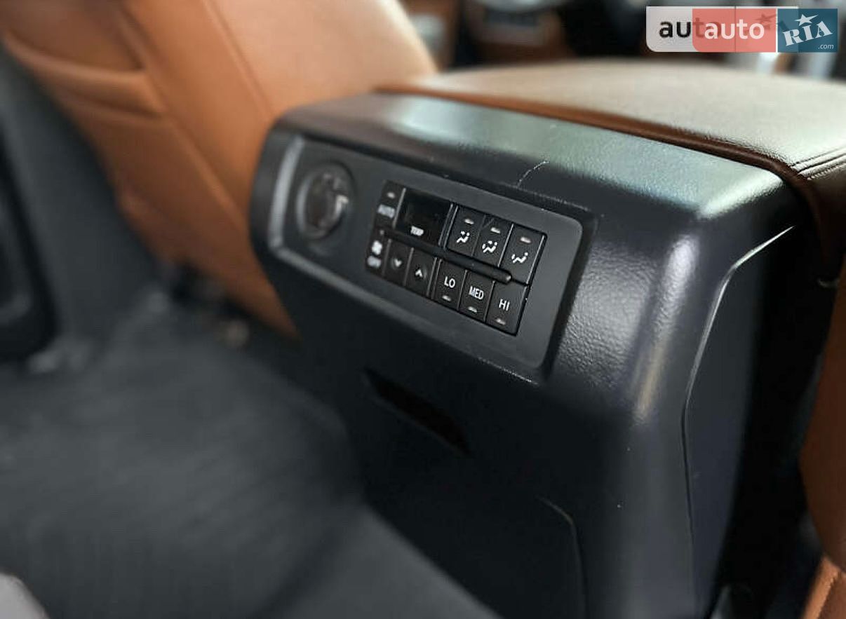 Toyota Sequoia 2008 VIN 5TDBY67A68S023276 фото оголошення 33 з 34
