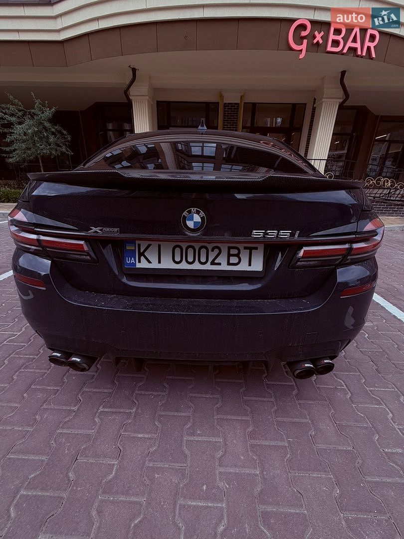 BMW 5 Series 2014 VIN WBA5B3C58FD543040 фото оголошення 2 з 45